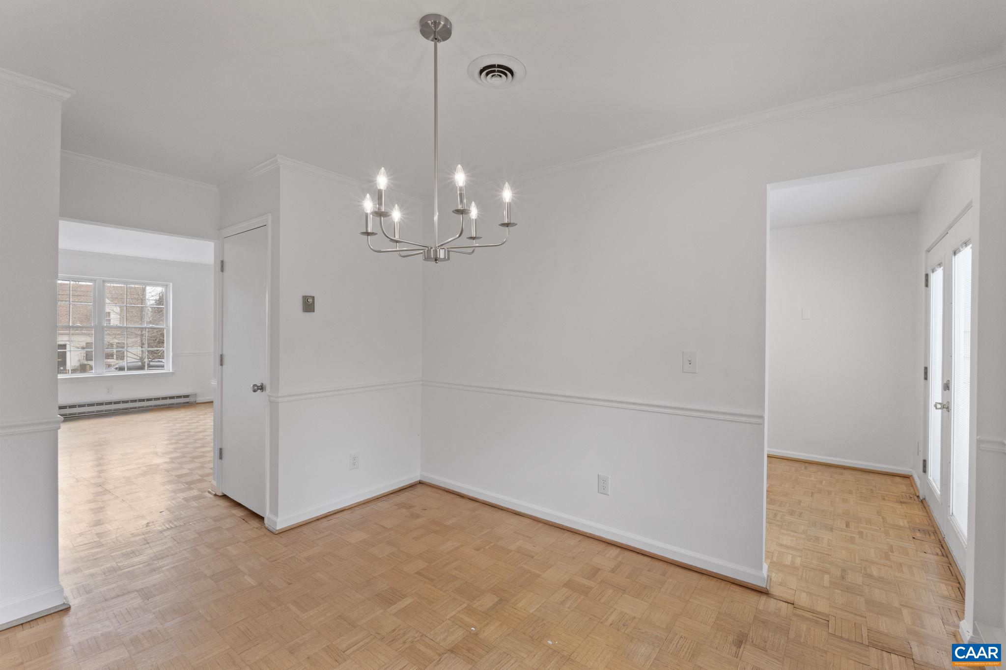 827 SAINT CLAIR AVE, CHARLOTTESVILLE, Virginia 22902, ,Residential,827 SAINT CLAIR AVE,674093 MLS # 674093