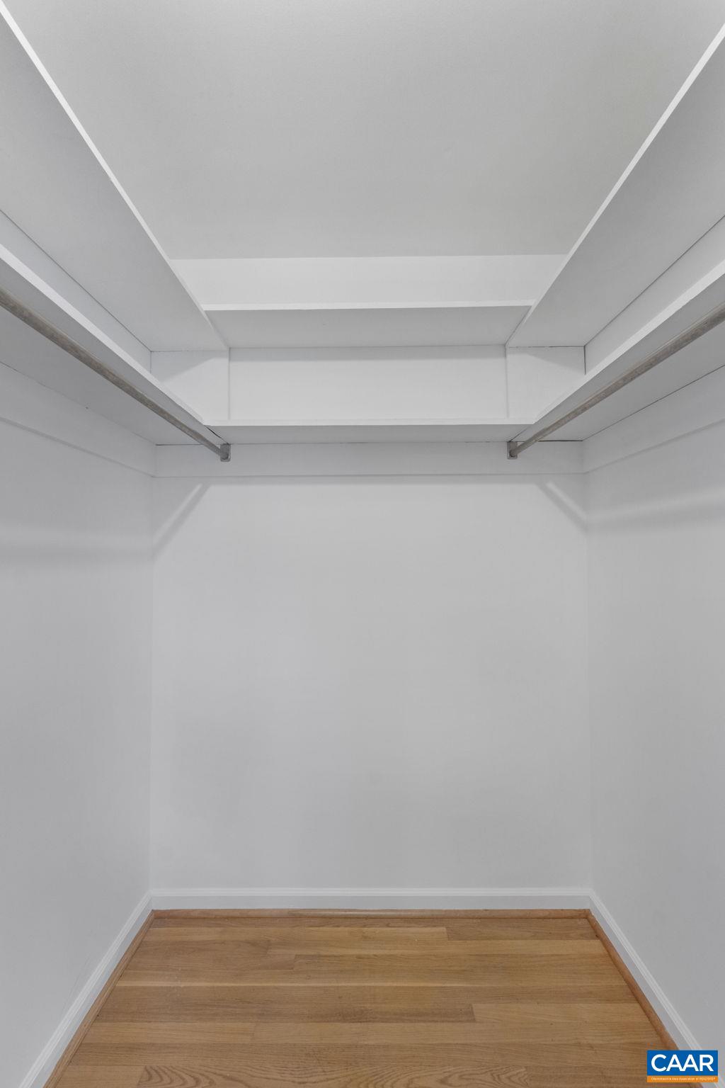 827 SAINT CLAIR AVE, CHARLOTTESVILLE, Virginia 22902, ,Residential,827 SAINT CLAIR AVE,674093 MLS # 674093