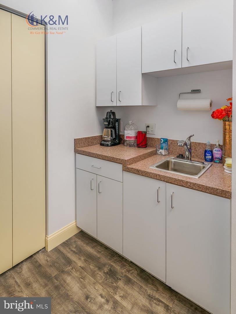 459 HERNDON PKWY #14, HERNDON, Virginia 20170, ,Land,For sale,459 HERNDON PKWY #14,VAFX2294962 MLS # VAFX2294962