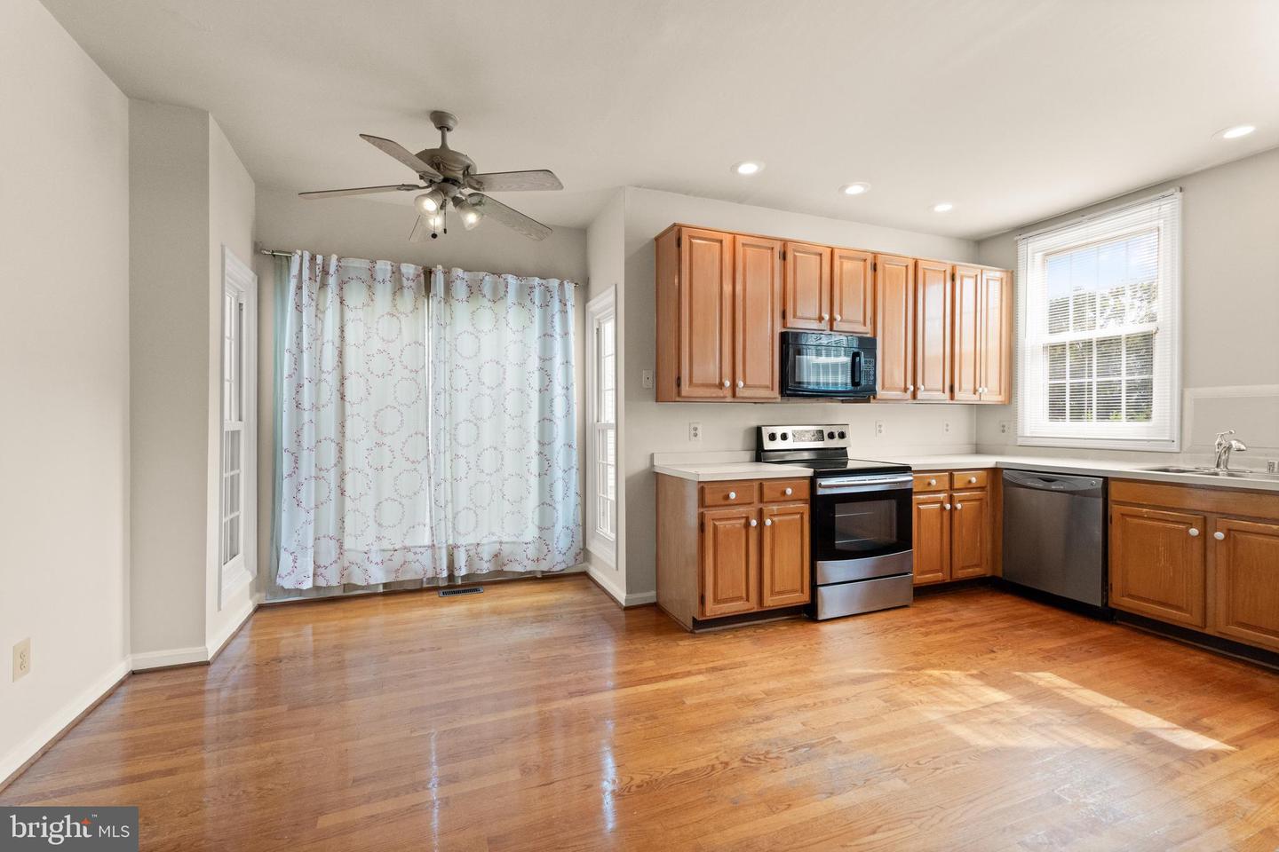 7508 IRENE CT, SPRINGFIELD, Virginia 22153, 3 Bedrooms Bedrooms, ,2 BathroomsBathrooms,Residential,For sale,7508 IRENE CT,VAFX2263698 MLS # VAFX2263698