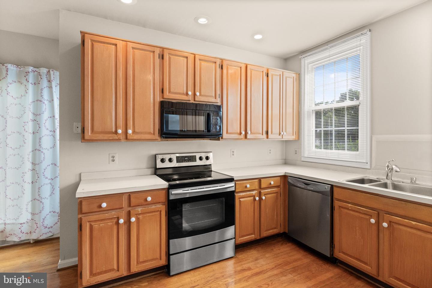 7508 IRENE CT, SPRINGFIELD, Virginia 22153, 3 Bedrooms Bedrooms, ,2 BathroomsBathrooms,Residential,For sale,7508 IRENE CT,VAFX2263698 MLS # VAFX2263698