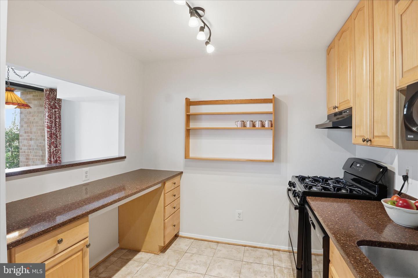 501 N ARMISTEAD ST #T2, ALEXANDRIA, Virginia 22312, 1 Bedroom Bedrooms, ,1 BathroomBathrooms,Residential,For sale,501 N ARMISTEAD ST #T2,VAAX2051604 MLS # VAAX2051604
