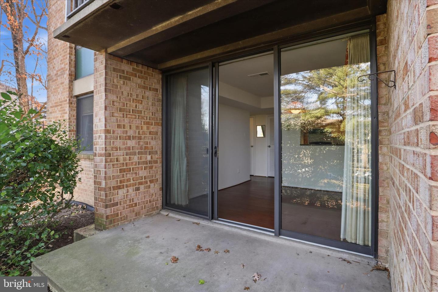 501 N ARMISTEAD ST #T2, ALEXANDRIA, Virginia 22312, 1 Bedroom Bedrooms, ,1 BathroomBathrooms,Residential,For sale,501 N ARMISTEAD ST #T2,VAAX2051604 MLS # VAAX2051604