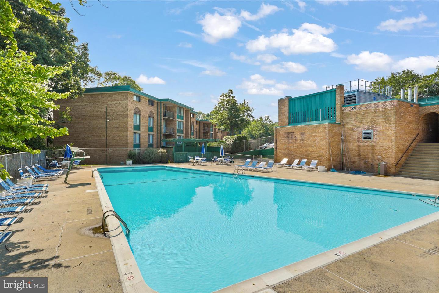 501 N ARMISTEAD ST #T2, ALEXANDRIA, Virginia 22312, 1 Bedroom Bedrooms, ,1 BathroomBathrooms,Residential,For sale,501 N ARMISTEAD ST #T2,VAAX2051604 MLS # VAAX2051604