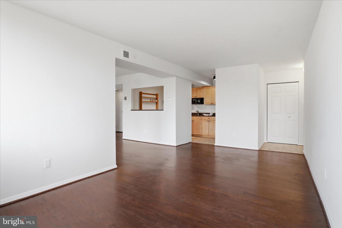 501 N ARMISTEAD ST #T2, ALEXANDRIA, Virginia 22312, 1 Bedroom Bedrooms, ,1 BathroomBathrooms,Residential,For sale,501 N ARMISTEAD ST #T2,VAAX2051604 MLS # VAAX2051604