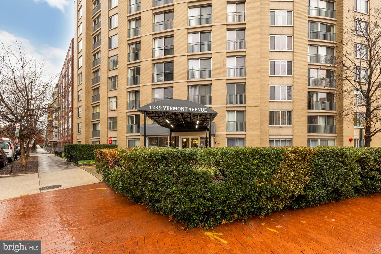 1239 VERMONT AVE NW #102, WASHINGTON, District Of Columbia 20005, 2 Bedrooms Bedrooms, ,2 BathroomsBathrooms,Residential,For sale,1239 VERMONT AVE NW #102,DCDC2233702 MLS # DCDC2233702