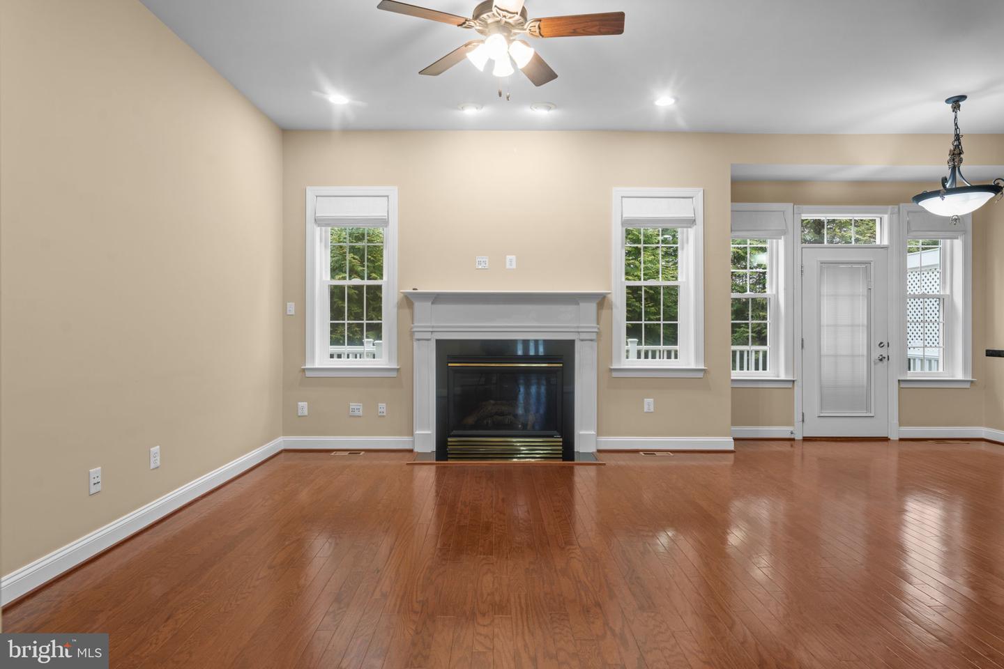 47672 PAULSEN SQ, STERLING, Virginia 20165, 5 Bedrooms Bedrooms, ,4 BathroomsBathrooms,Residential,For sale,47672 PAULSEN SQ,VALO2113326 MLS # VALO2113326