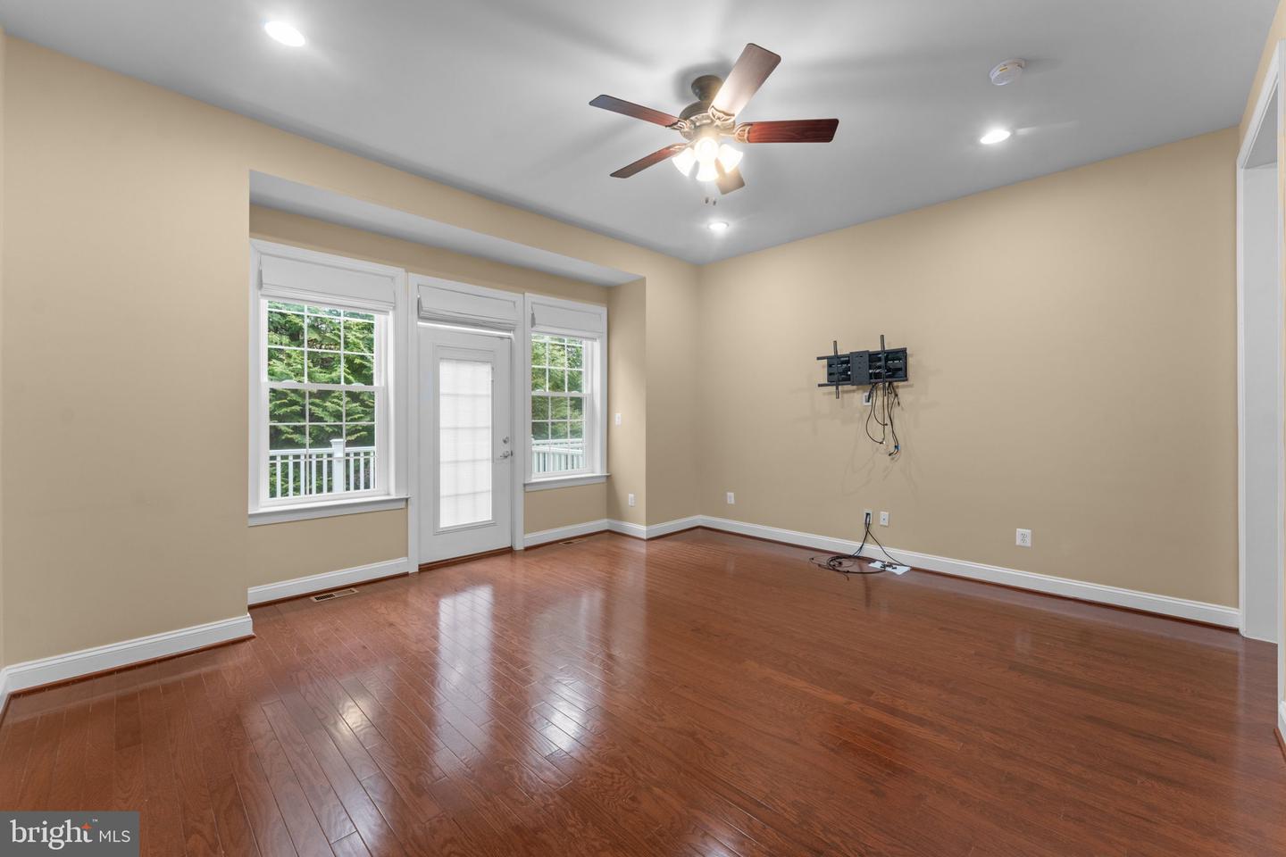 47672 PAULSEN SQ, STERLING, Virginia 20165, 5 Bedrooms Bedrooms, ,4 BathroomsBathrooms,Residential,For sale,47672 PAULSEN SQ,VALO2113326 MLS # VALO2113326