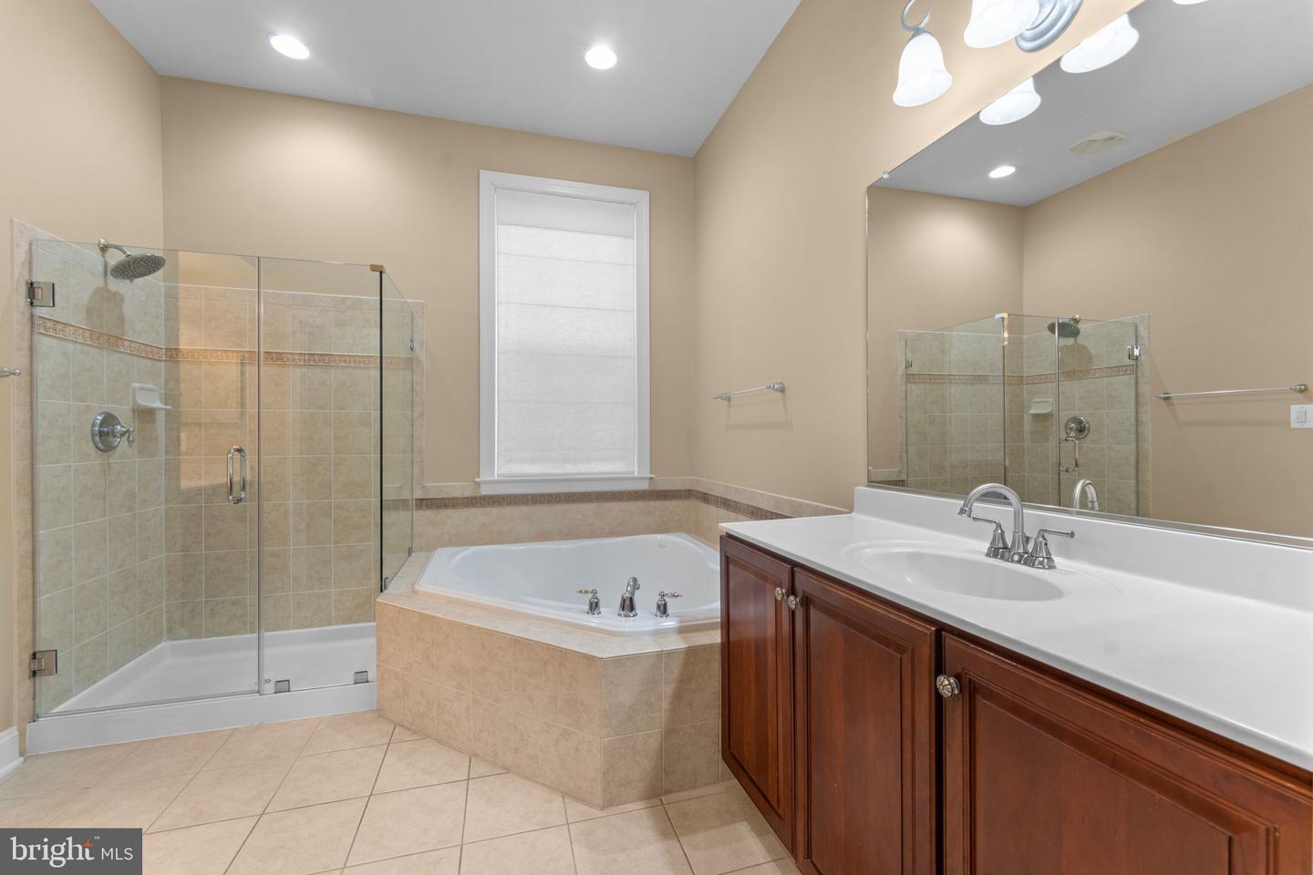 47672 PAULSEN SQ, STERLING, Virginia 20165, 5 Bedrooms Bedrooms, ,4 BathroomsBathrooms,Residential,For sale,47672 PAULSEN SQ,VALO2113326 MLS # VALO2113326