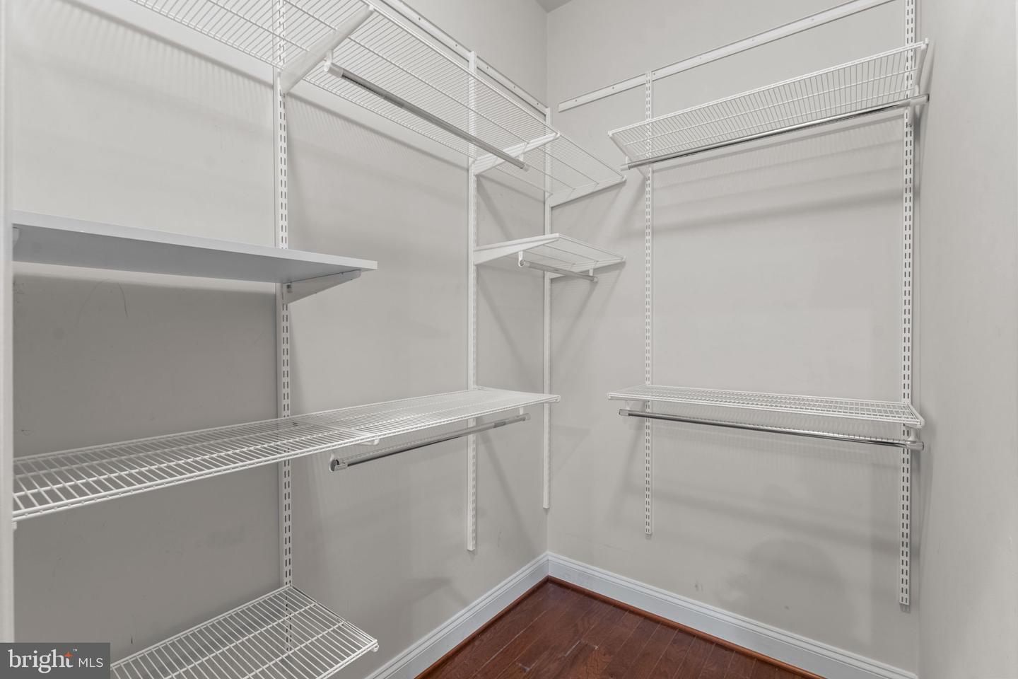 47672 PAULSEN SQ, STERLING, Virginia 20165, 5 Bedrooms Bedrooms, ,4 BathroomsBathrooms,Residential,For sale,47672 PAULSEN SQ,VALO2113326 MLS # VALO2113326