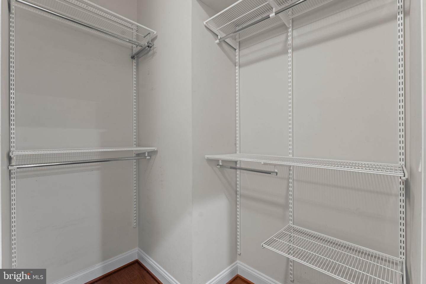 47672 PAULSEN SQ, STERLING, Virginia 20165, 5 Bedrooms Bedrooms, ,4 BathroomsBathrooms,Residential,For sale,47672 PAULSEN SQ,VALO2113326 MLS # VALO2113326