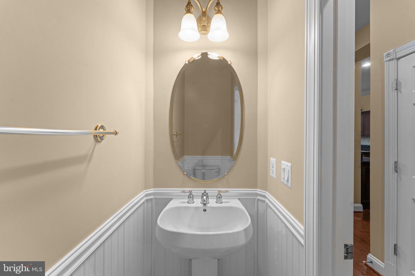 47672 PAULSEN SQ, STERLING, Virginia 20165, 5 Bedrooms Bedrooms, ,4 BathroomsBathrooms,Residential,For sale,47672 PAULSEN SQ,VALO2113326 MLS # VALO2113326