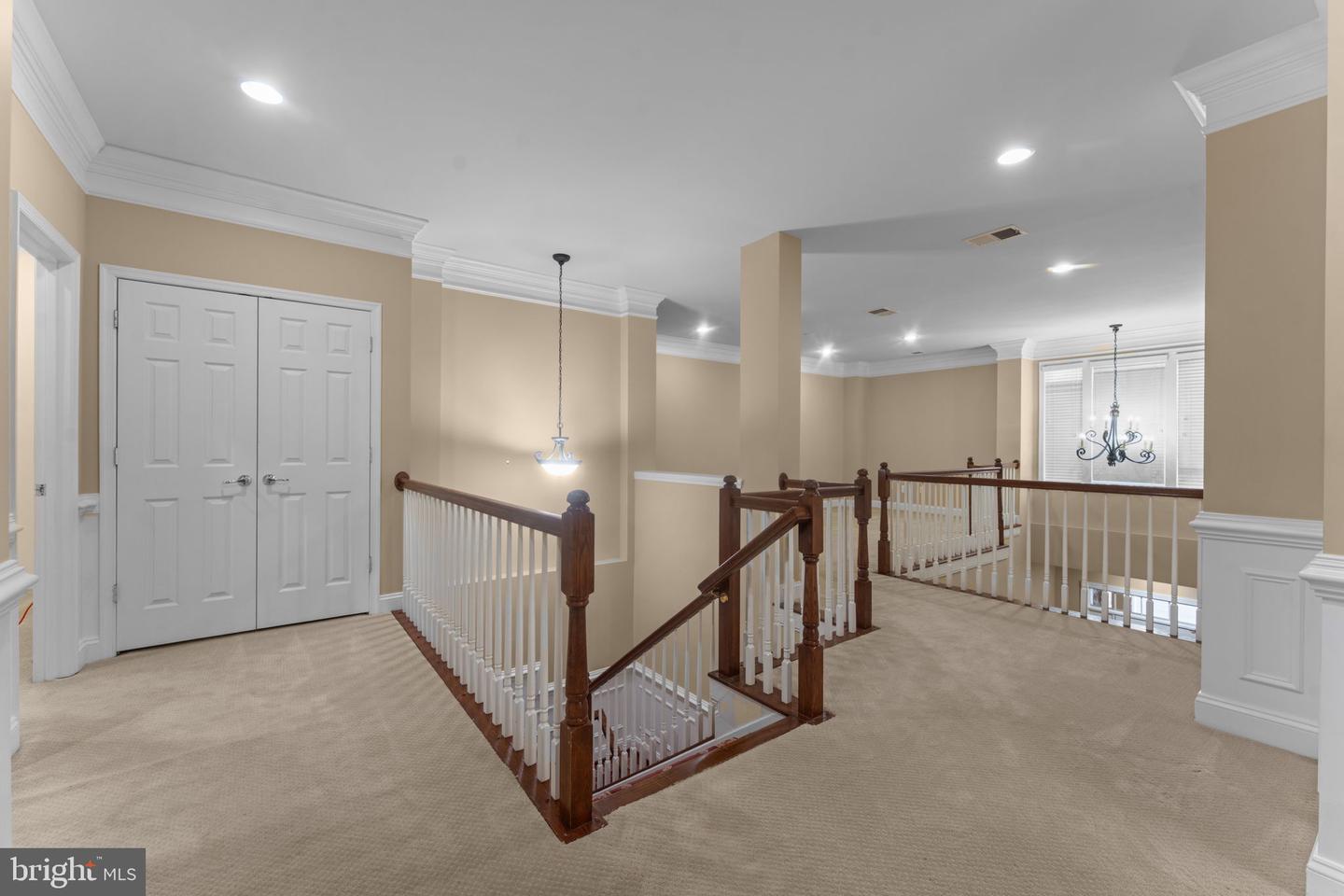 47672 PAULSEN SQ, STERLING, Virginia 20165, 5 Bedrooms Bedrooms, ,4 BathroomsBathrooms,Residential,For sale,47672 PAULSEN SQ,VALO2113326 MLS # VALO2113326