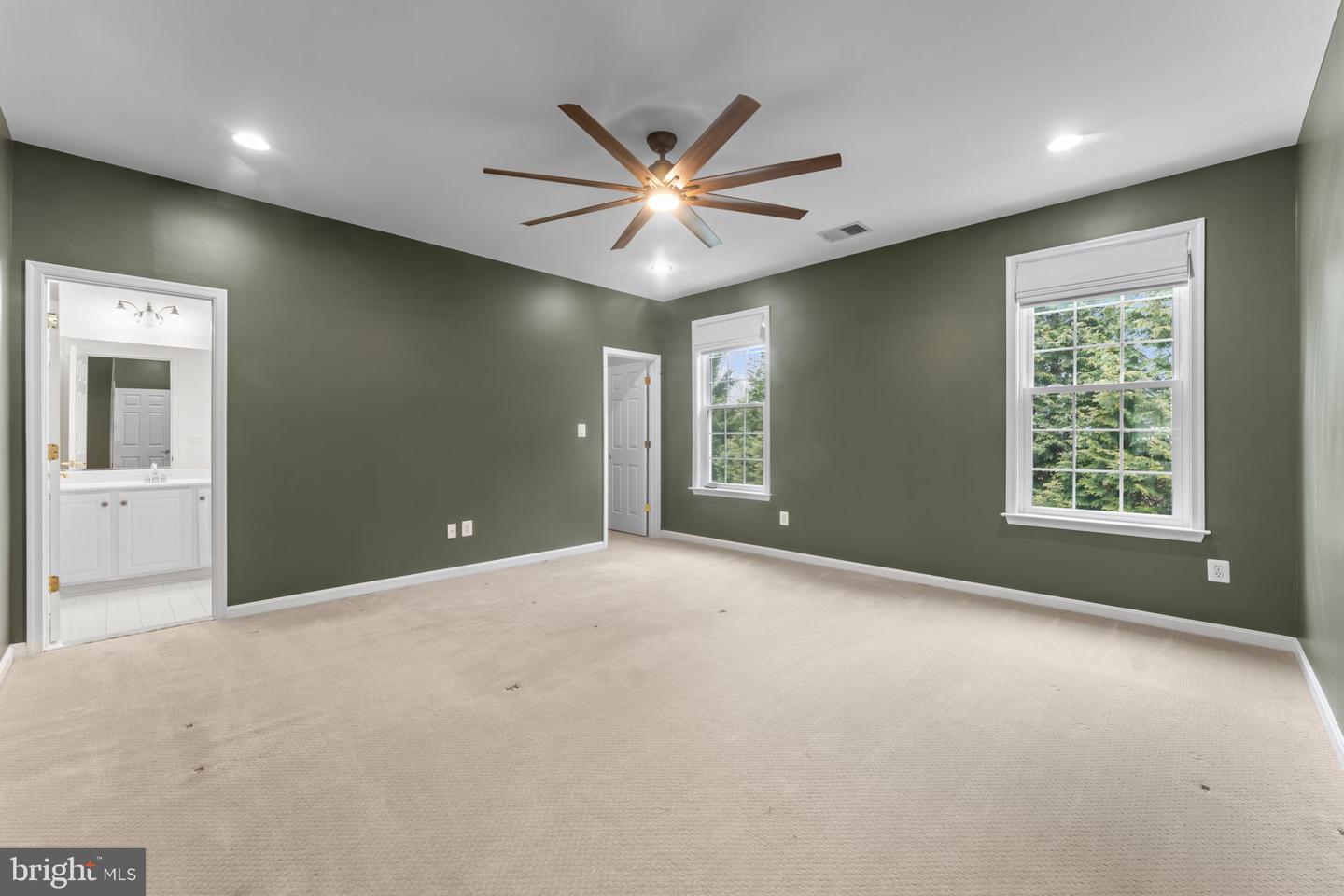 47672 PAULSEN SQ, STERLING, Virginia 20165, 5 Bedrooms Bedrooms, ,4 BathroomsBathrooms,Residential,For sale,47672 PAULSEN SQ,VALO2113326 MLS # VALO2113326