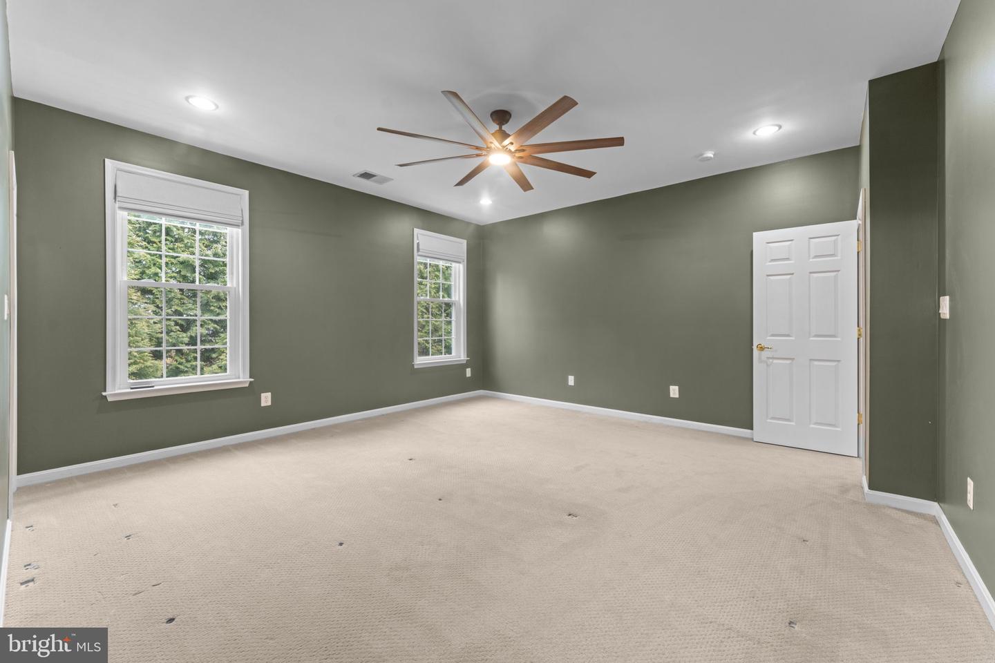 47672 PAULSEN SQ, STERLING, Virginia 20165, 5 Bedrooms Bedrooms, ,4 BathroomsBathrooms,Residential,For sale,47672 PAULSEN SQ,VALO2113326 MLS # VALO2113326