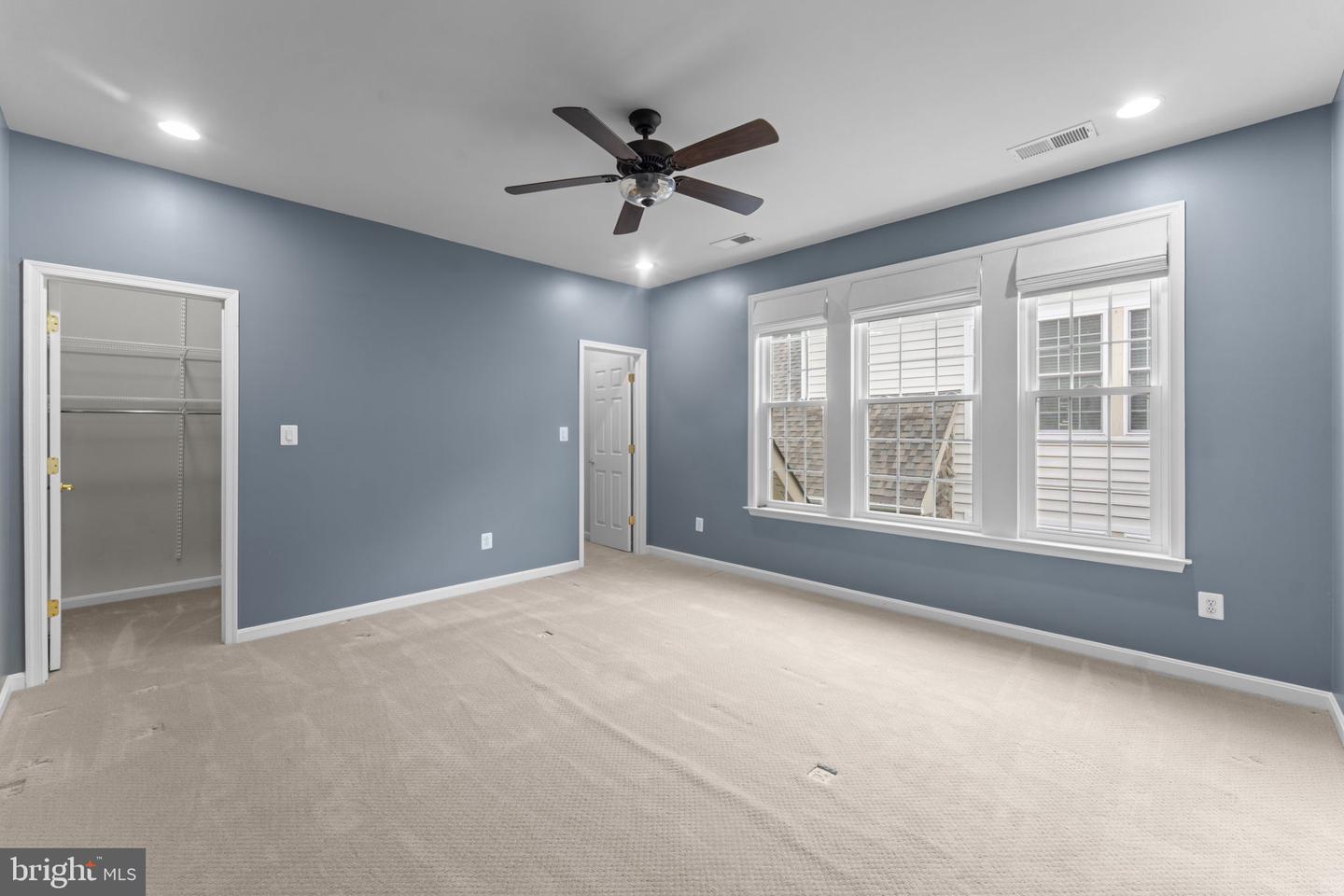 47672 PAULSEN SQ, STERLING, Virginia 20165, 5 Bedrooms Bedrooms, ,4 BathroomsBathrooms,Residential,For sale,47672 PAULSEN SQ,VALO2113326 MLS # VALO2113326