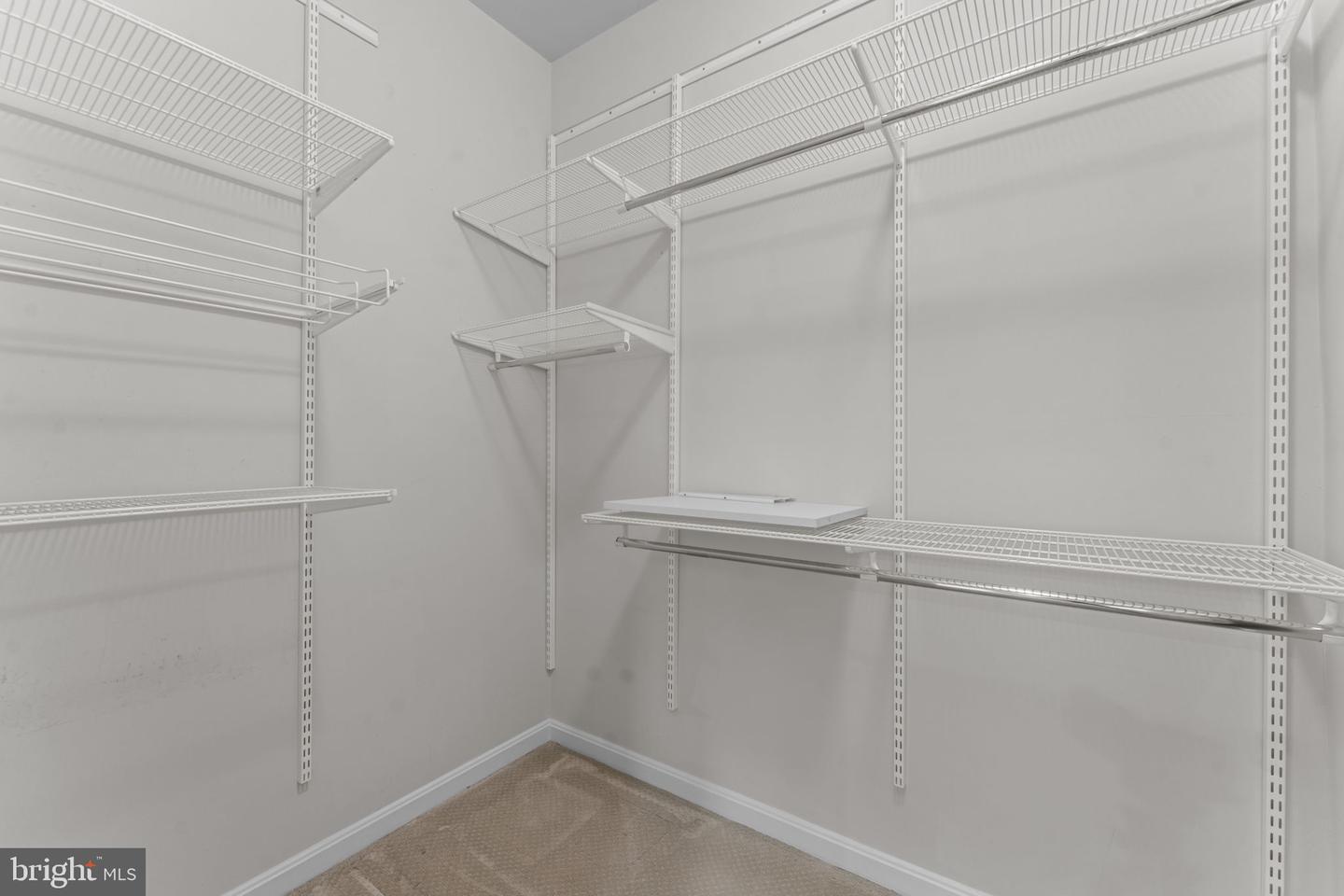 47672 PAULSEN SQ, STERLING, Virginia 20165, 5 Bedrooms Bedrooms, ,4 BathroomsBathrooms,Residential,For sale,47672 PAULSEN SQ,VALO2113326 MLS # VALO2113326