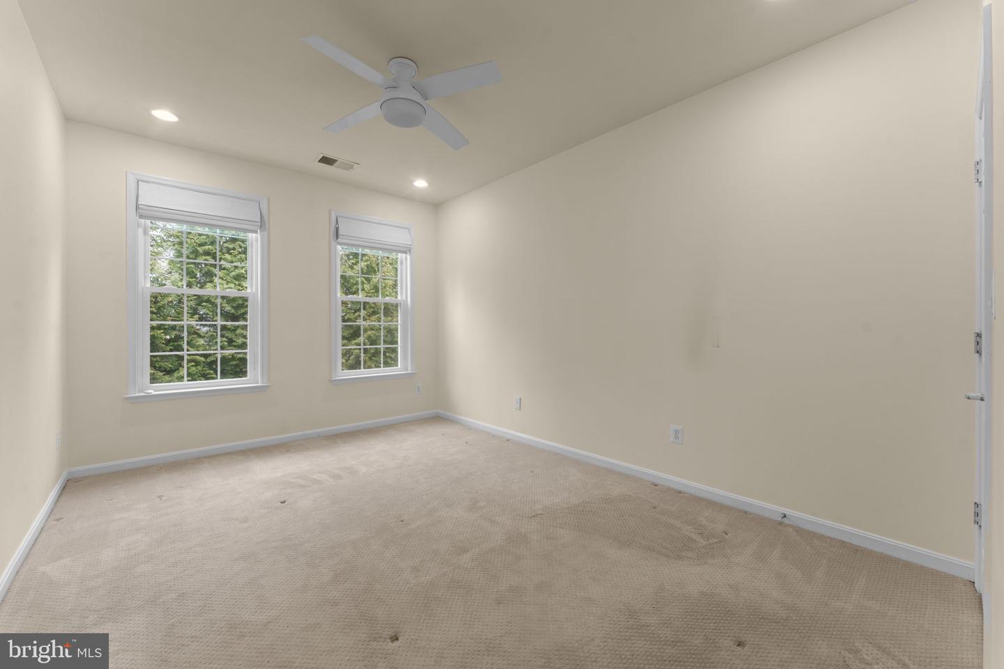 47672 PAULSEN SQ, STERLING, Virginia 20165, 5 Bedrooms Bedrooms, ,4 BathroomsBathrooms,Residential,For sale,47672 PAULSEN SQ,VALO2113326 MLS # VALO2113326