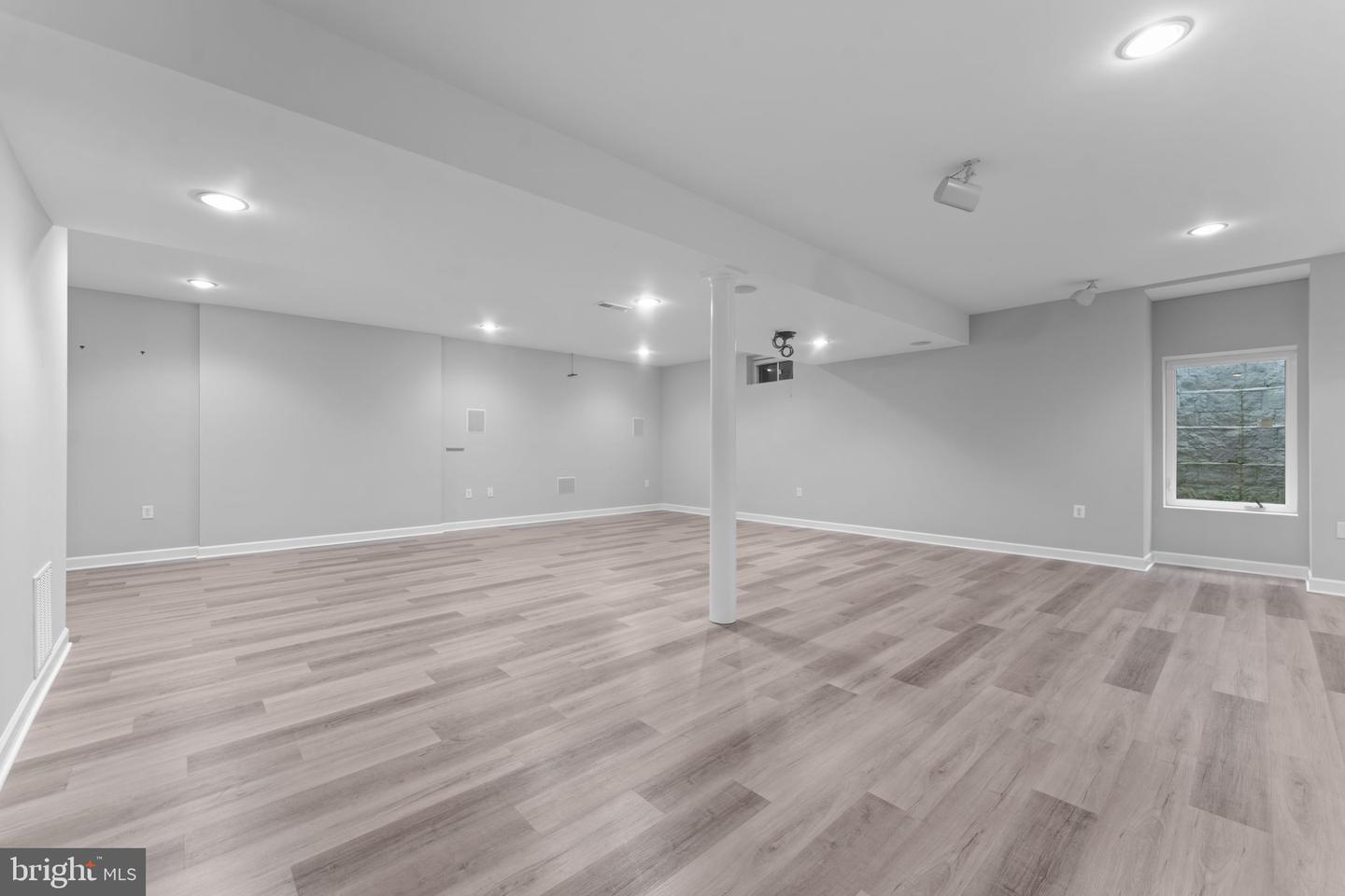 47672 PAULSEN SQ, STERLING, Virginia 20165, 5 Bedrooms Bedrooms, ,4 BathroomsBathrooms,Residential,For sale,47672 PAULSEN SQ,VALO2113326 MLS # VALO2113326