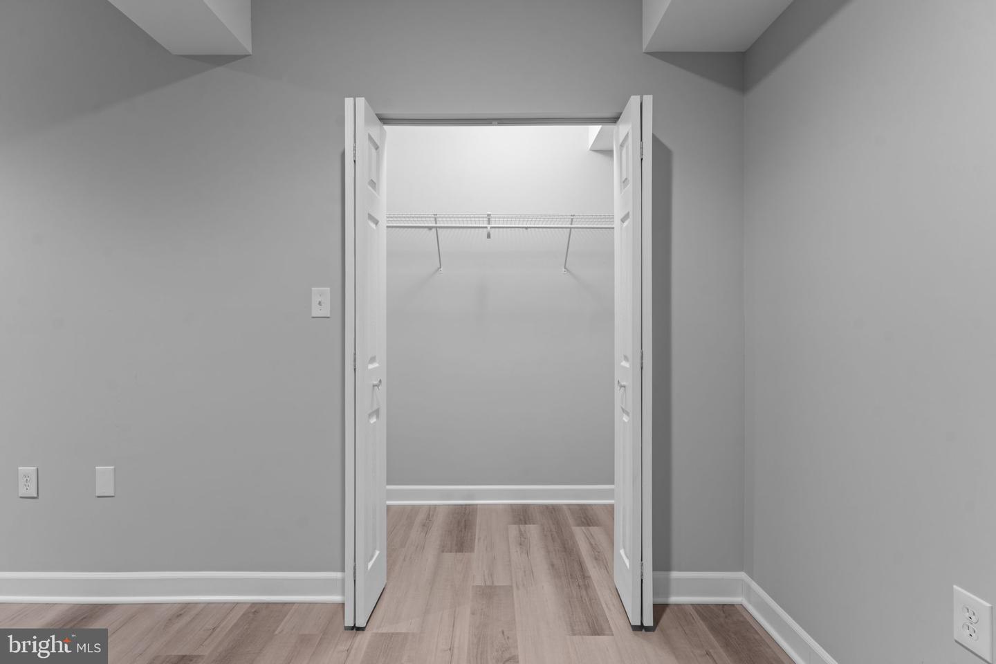 47672 PAULSEN SQ, STERLING, Virginia 20165, 5 Bedrooms Bedrooms, ,4 BathroomsBathrooms,Residential,For sale,47672 PAULSEN SQ,VALO2113326 MLS # VALO2113326