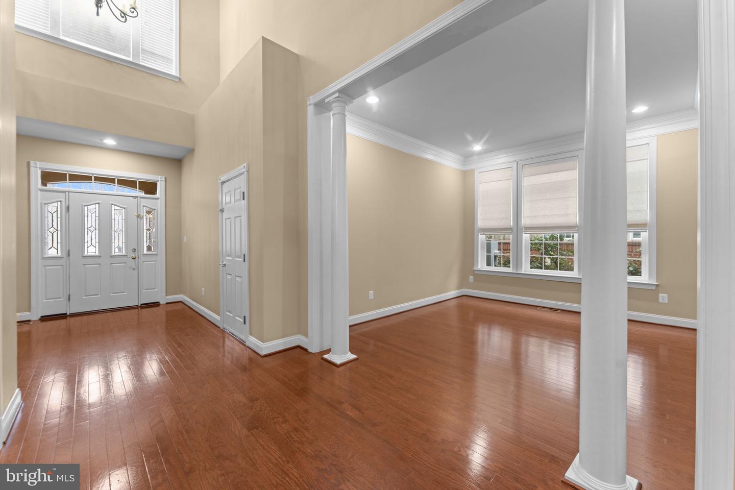 47672 PAULSEN SQ, STERLING, Virginia 20165, 5 Bedrooms Bedrooms, ,4 BathroomsBathrooms,Residential,For sale,47672 PAULSEN SQ,VALO2113326 MLS # VALO2113326