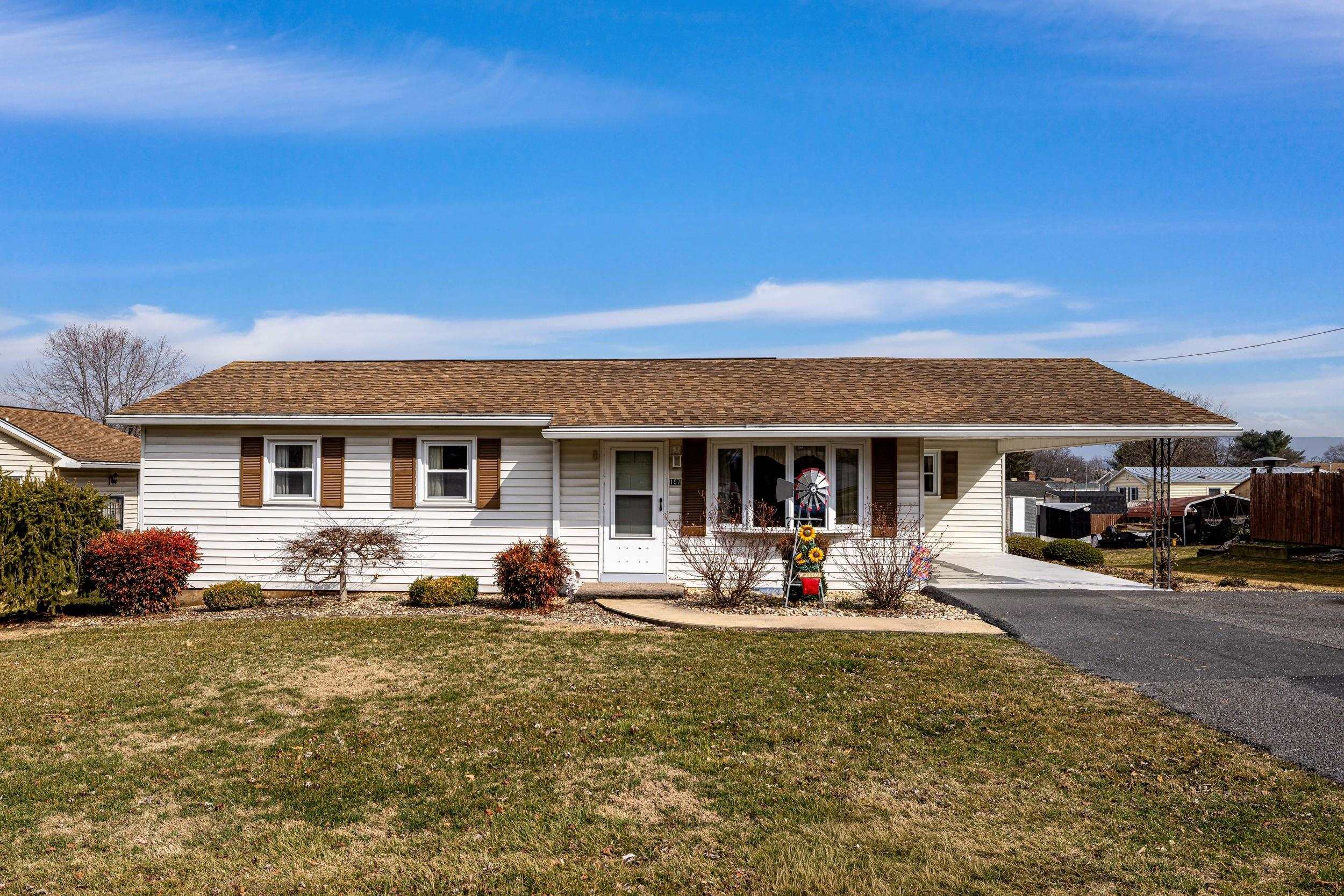 197 S C ST, TIMBERVILLE, Virginia 22853, 3 Bedrooms Bedrooms, ,2 BathroomsBathrooms,Residential,197 S C ST,674085 MLS # 674085