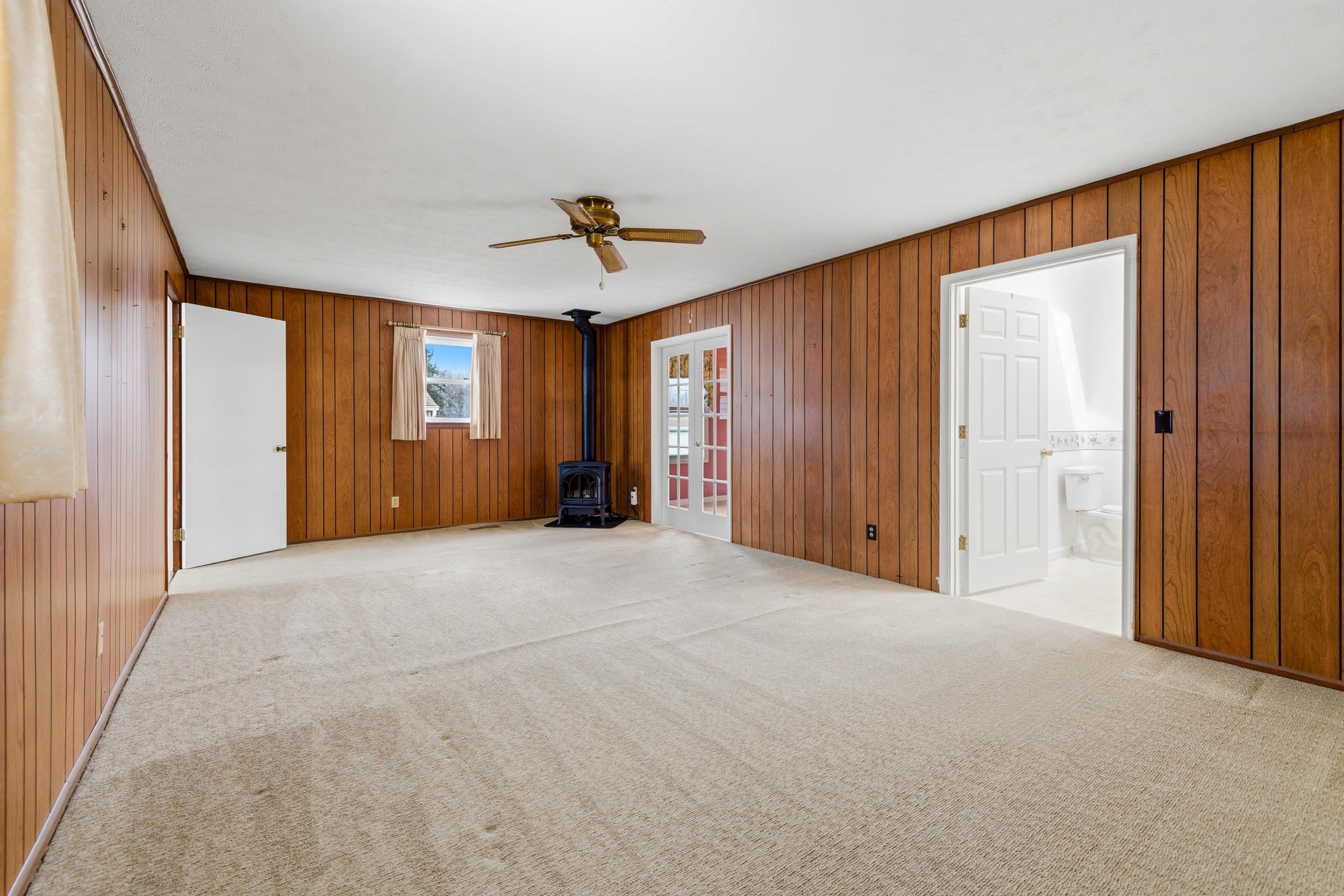 197 S C ST, TIMBERVILLE, Virginia 22853, 3 Bedrooms Bedrooms, ,2 BathroomsBathrooms,Residential,197 S C ST,674085 MLS # 674085