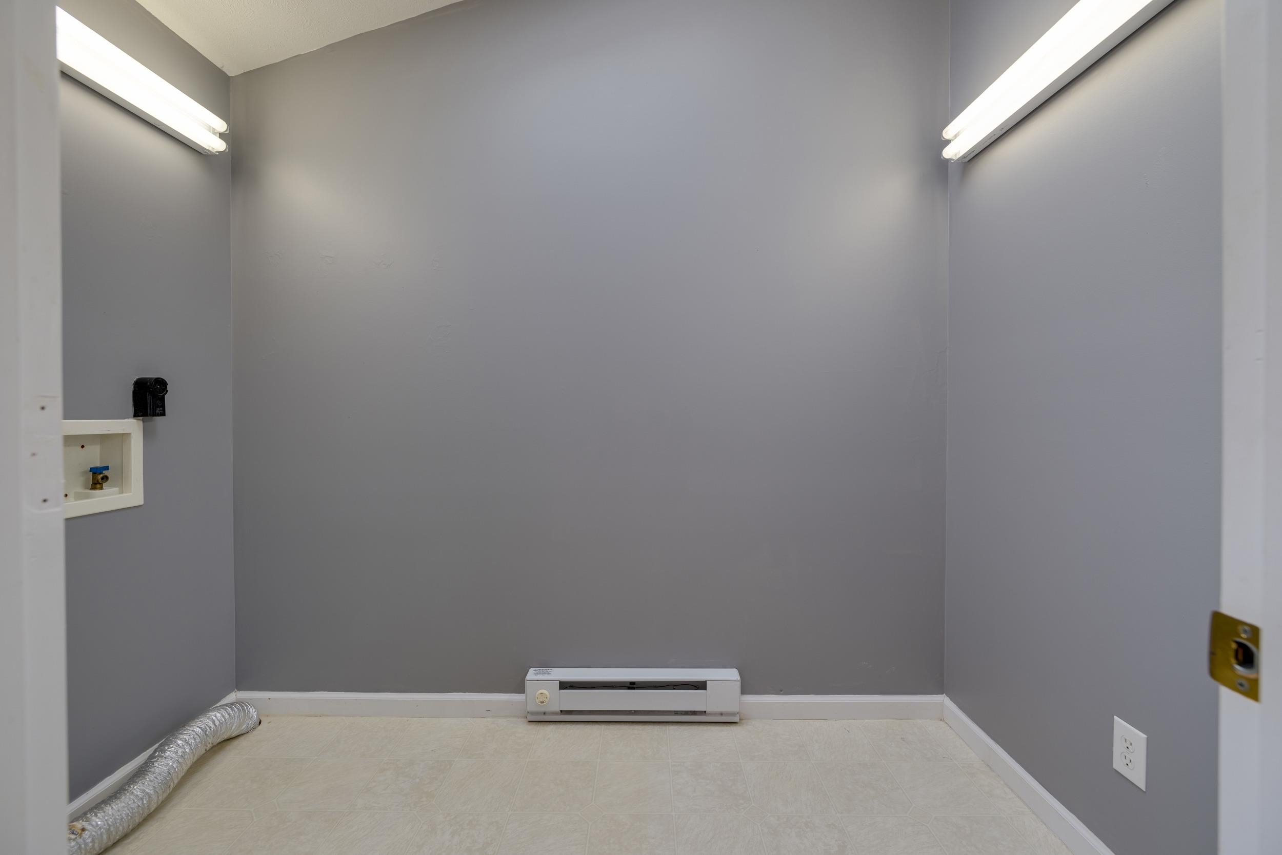 197 S C ST, TIMBERVILLE, Virginia 22853, 3 Bedrooms Bedrooms, ,2 BathroomsBathrooms,Residential,197 S C ST,674085 MLS # 674085