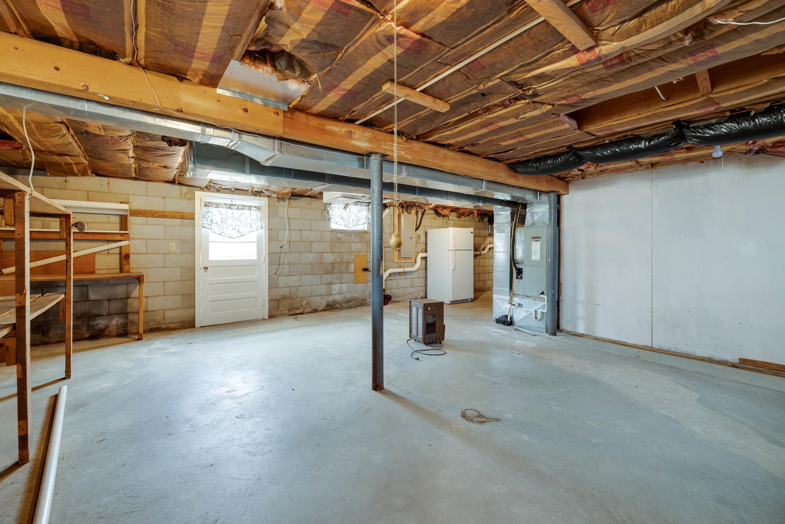 197 S C ST, TIMBERVILLE, Virginia 22853, 3 Bedrooms Bedrooms, ,2 BathroomsBathrooms,Residential,197 S C ST,674085 MLS # 674085