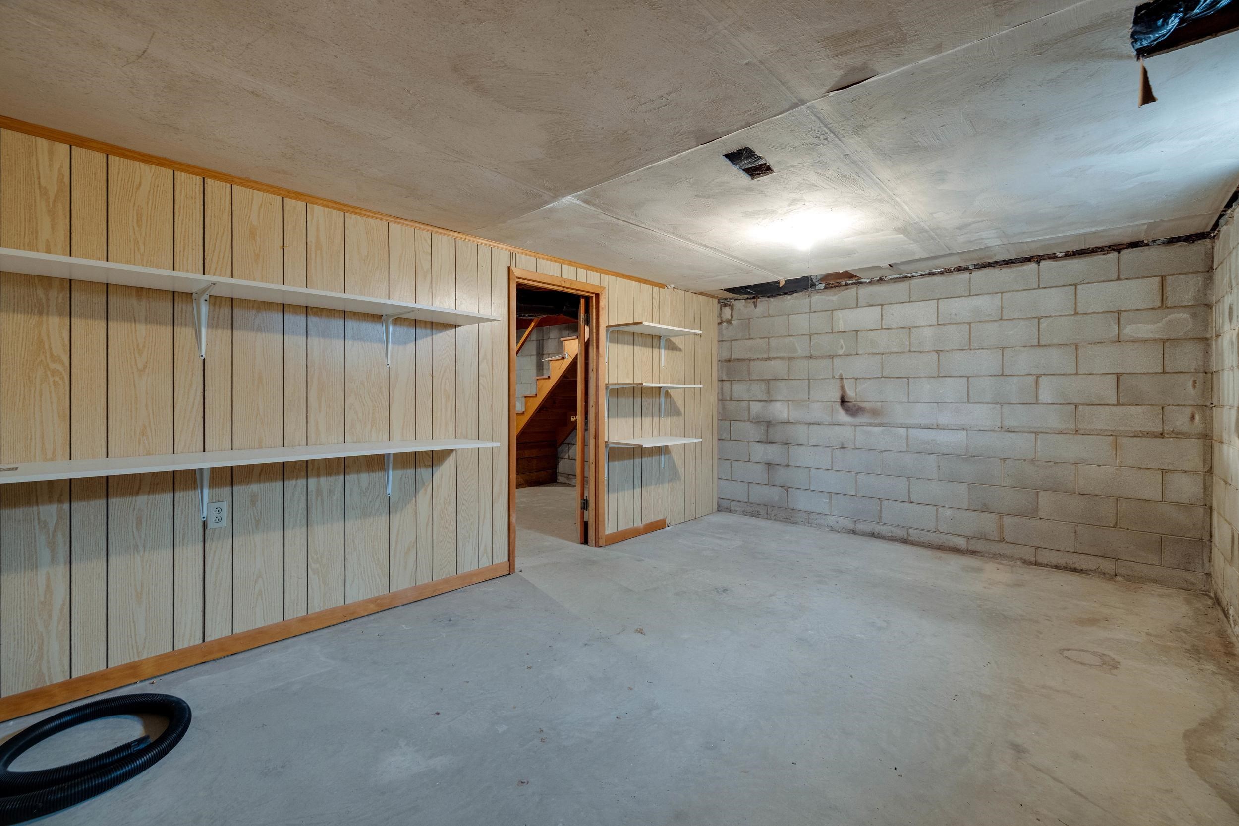 197 S C ST, TIMBERVILLE, Virginia 22853, 3 Bedrooms Bedrooms, ,2 BathroomsBathrooms,Residential,197 S C ST,674085 MLS # 674085