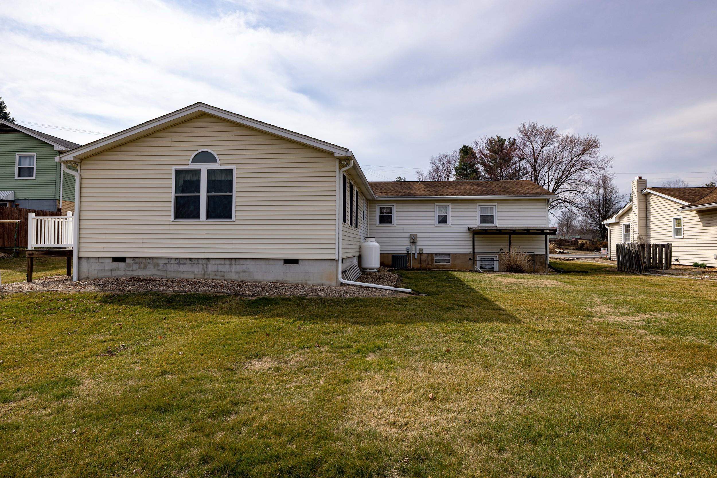 197 S C ST, TIMBERVILLE, Virginia 22853, 3 Bedrooms Bedrooms, ,2 BathroomsBathrooms,Residential,197 S C ST,674085 MLS # 674085