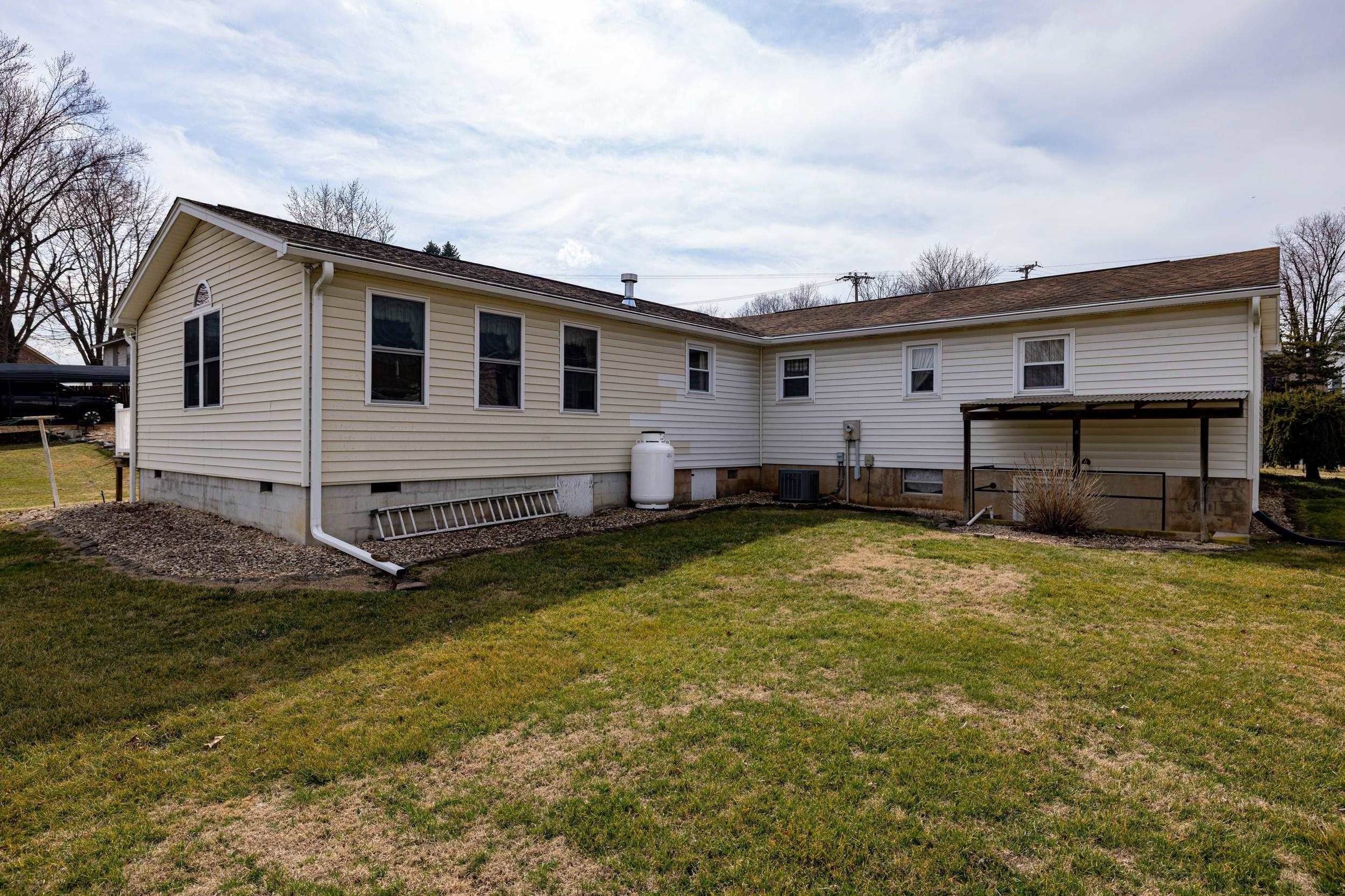 197 S C ST, TIMBERVILLE, Virginia 22853, 3 Bedrooms Bedrooms, ,2 BathroomsBathrooms,Residential,197 S C ST,674085 MLS # 674085