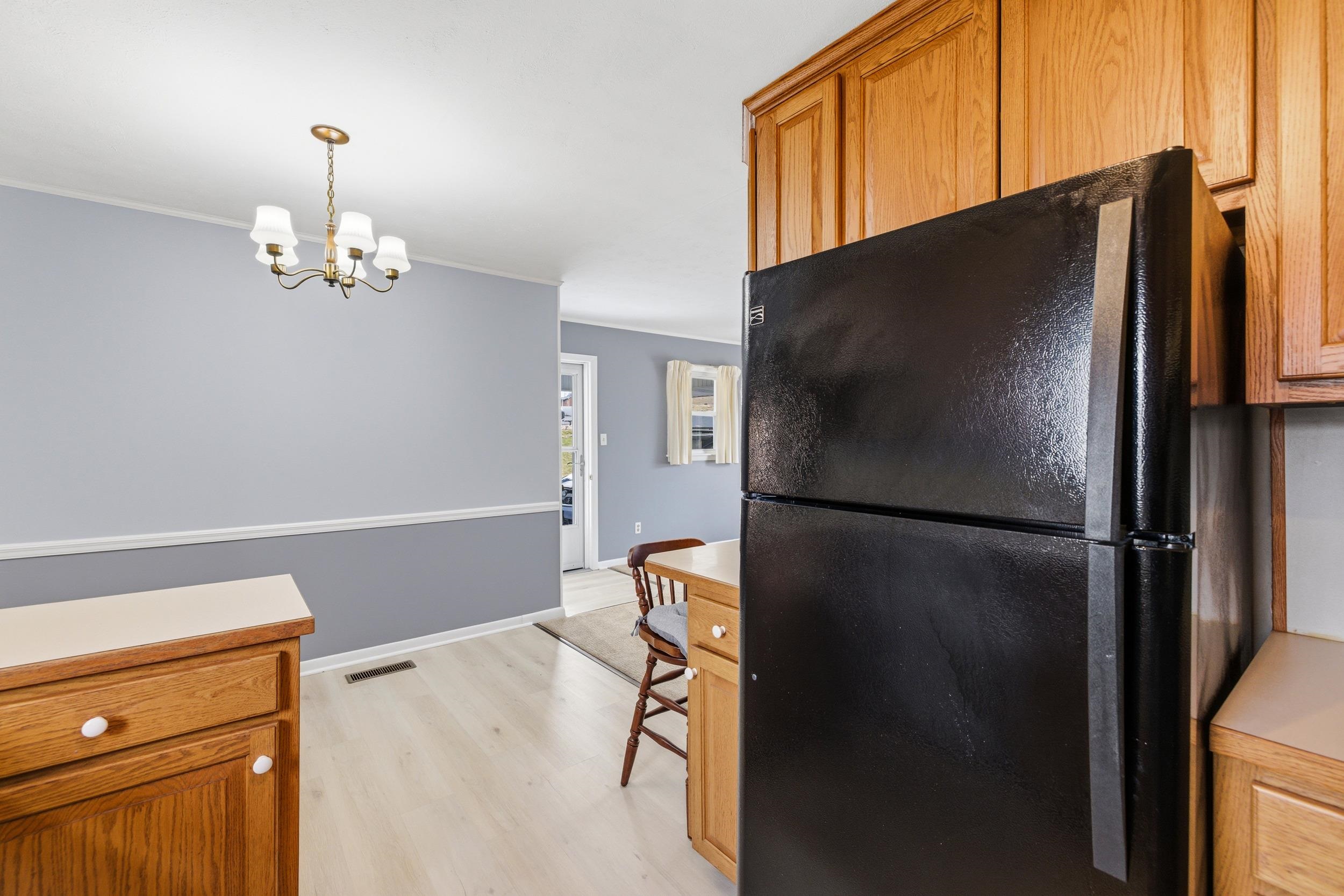 197 S C ST, TIMBERVILLE, Virginia 22853, 3 Bedrooms Bedrooms, ,2 BathroomsBathrooms,Residential,197 S C ST,674085 MLS # 674085