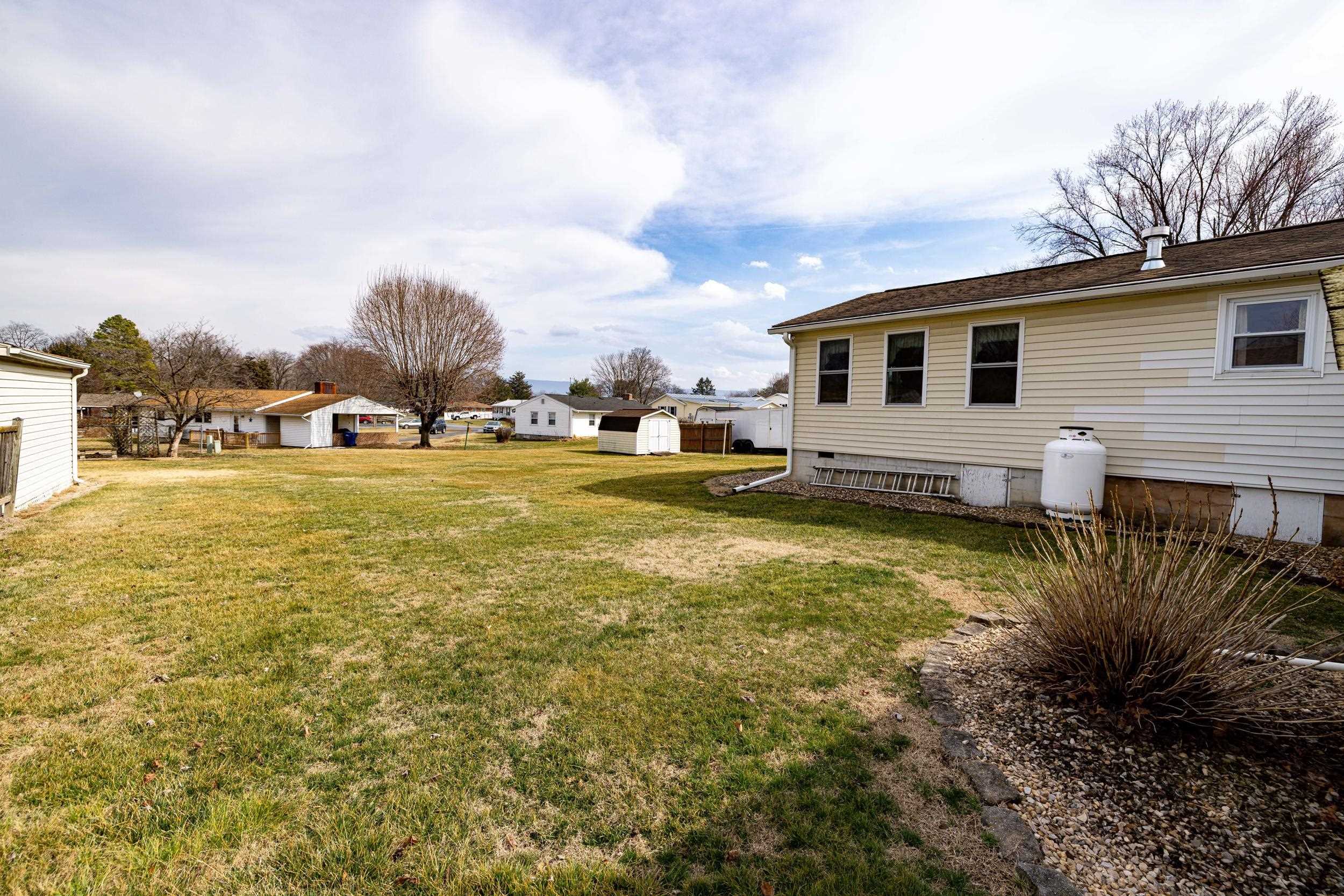 197 S C ST, TIMBERVILLE, Virginia 22853, 3 Bedrooms Bedrooms, ,2 BathroomsBathrooms,Residential,197 S C ST,674085 MLS # 674085