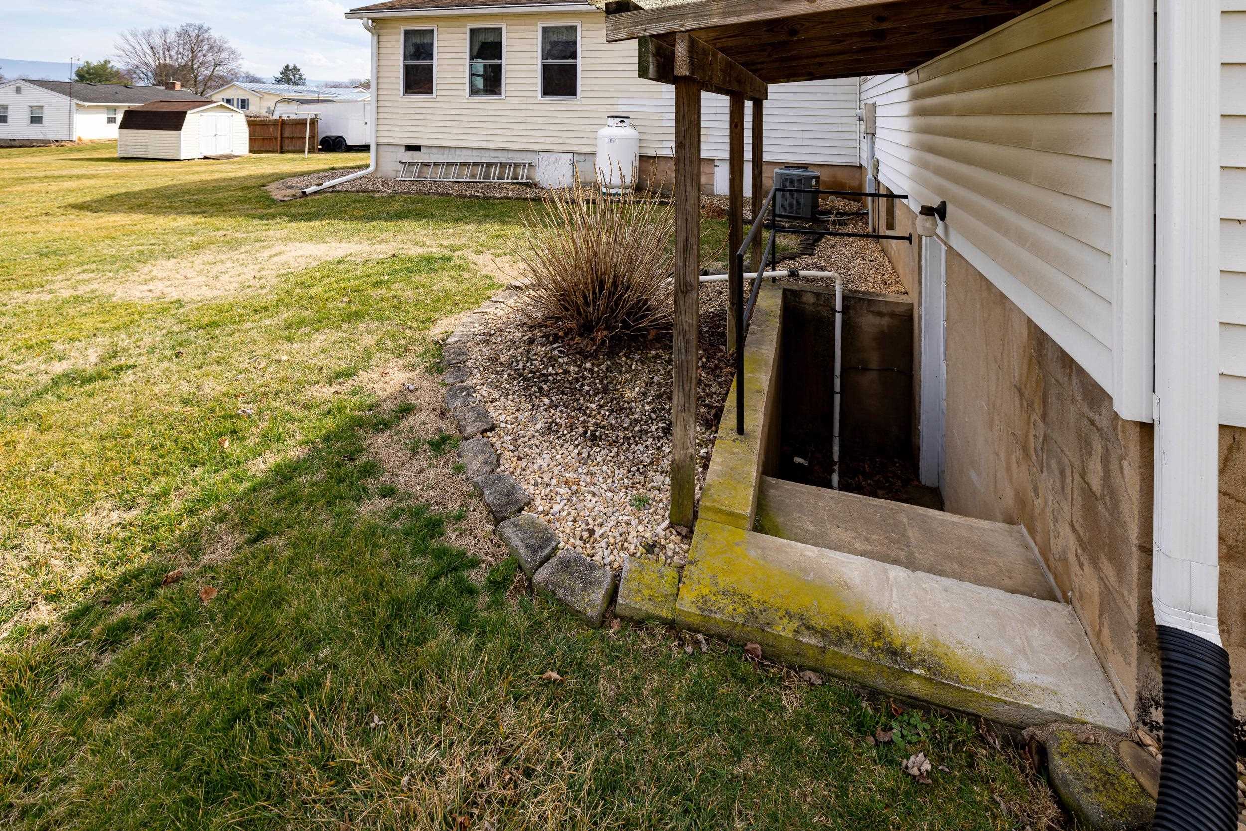 197 S C ST, TIMBERVILLE, Virginia 22853, 3 Bedrooms Bedrooms, ,2 BathroomsBathrooms,Residential,197 S C ST,674085 MLS # 674085