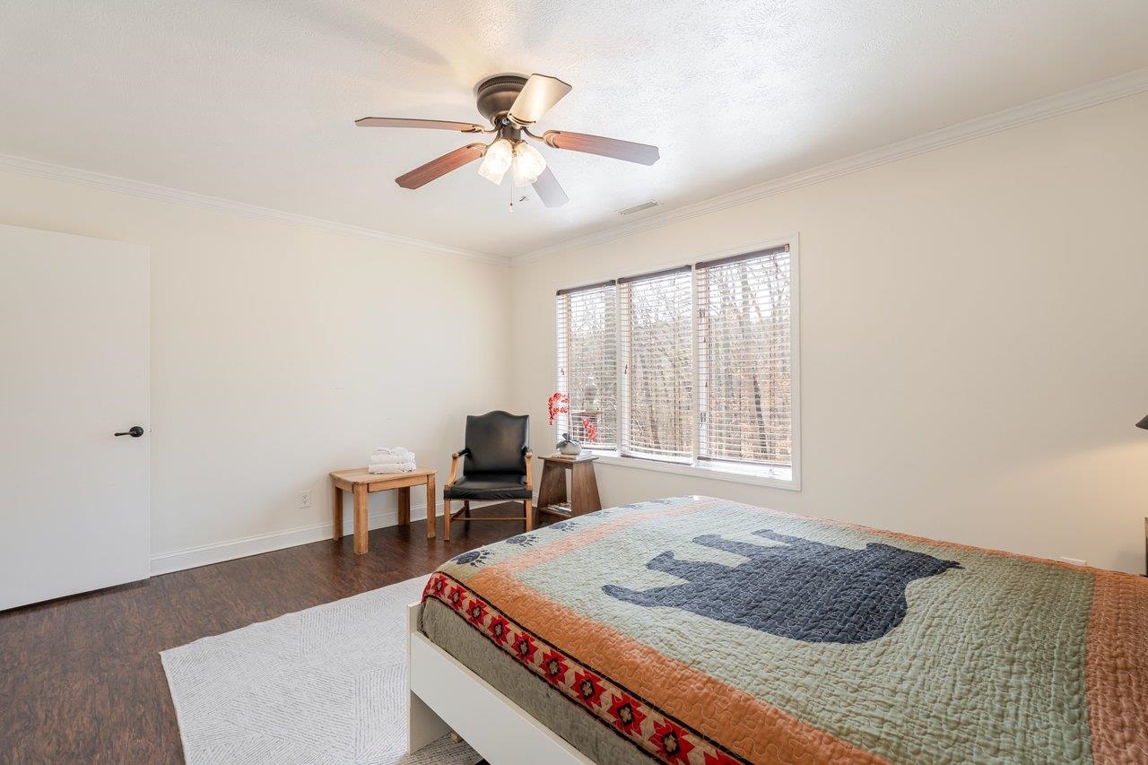 220 MARTIN LN, MCGAHEYSVILLE, Virginia 22840, 3 Bedrooms Bedrooms, ,2 BathroomsBathrooms,Residential,220 MARTIN LN,674088 MLS # 674088