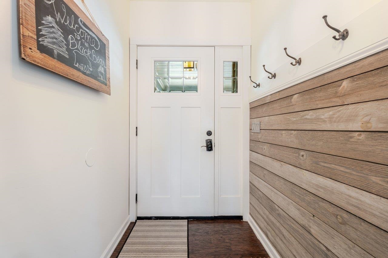 220 MARTIN LN, MCGAHEYSVILLE, Virginia 22840, 3 Bedrooms Bedrooms, ,2 BathroomsBathrooms,Residential,220 MARTIN LN,674088 MLS # 674088