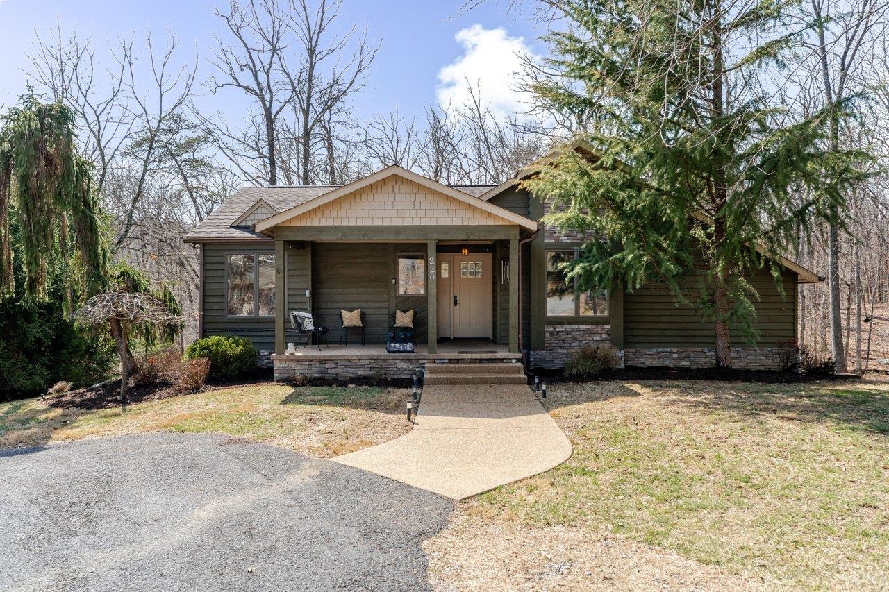 220 MARTIN LN, MCGAHEYSVILLE, Virginia 22840, 3 Bedrooms Bedrooms, ,2 BathroomsBathrooms,Residential,220 MARTIN LN,674088 MLS # 674088