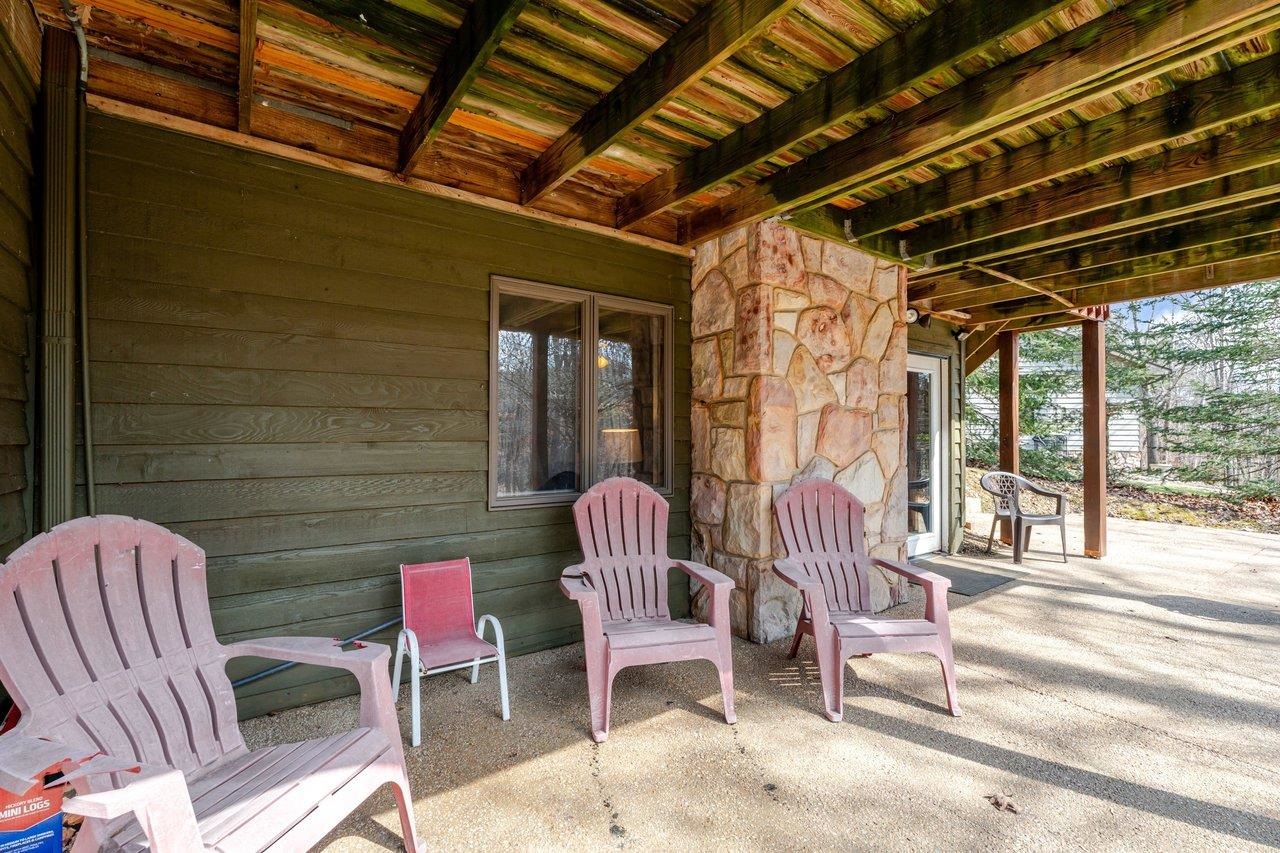 220 MARTIN LN, MCGAHEYSVILLE, Virginia 22840, 3 Bedrooms Bedrooms, ,2 BathroomsBathrooms,Residential,220 MARTIN LN,674088 MLS # 674088