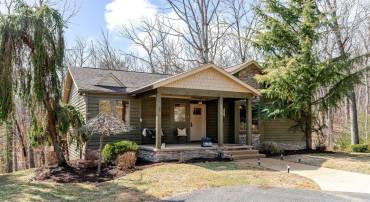 220 MARTIN LN, MCGAHEYSVILLE, Virginia 22840, 3 Bedrooms Bedrooms, ,2 BathroomsBathrooms,Residential,220 MARTIN LN,674088 MLS # 674088