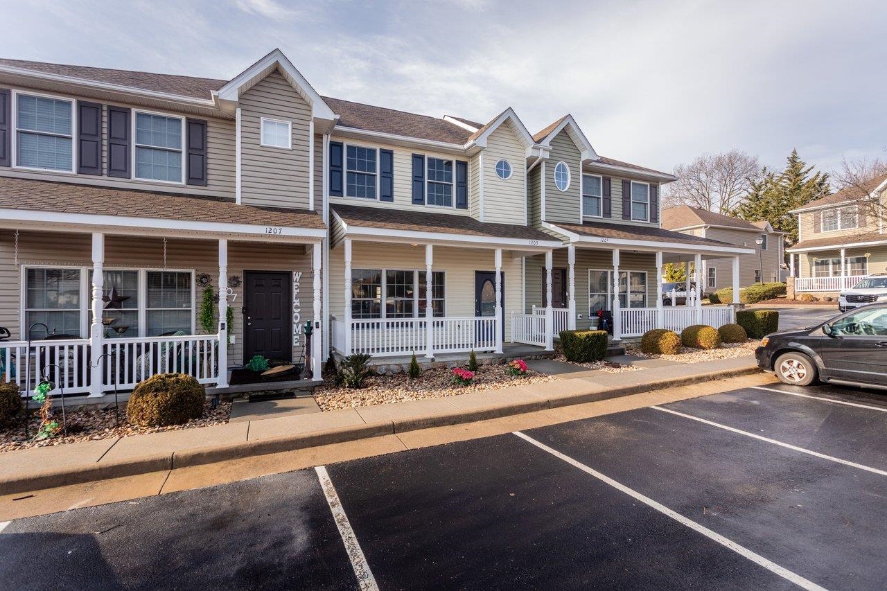 1205 SETTLERS LN, HARRISONBURG, Virginia 22802, 3 Bedrooms Bedrooms, ,2 BathroomsBathrooms,Residential,1205 SETTLERS LN,674090 MLS # 674090