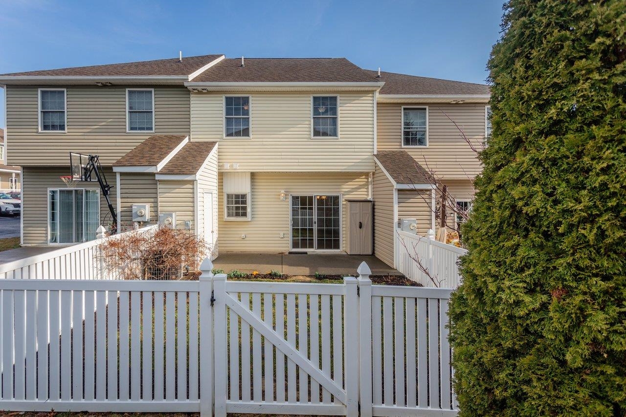 1205 SETTLERS LN, HARRISONBURG, Virginia 22802, 3 Bedrooms Bedrooms, ,2 BathroomsBathrooms,Residential,1205 SETTLERS LN,674090 MLS # 674090