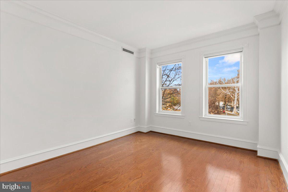 2600 PENNSYLVANIA AVE NW #2D, WASHINGTON, District Of Columbia 20037, 2 Bedrooms Bedrooms, ,2 BathroomsBathrooms,Residential,For sale,2600 PENNSYLVANIA AVE NW #2D,DCDC2243632 MLS # DCDC2243632