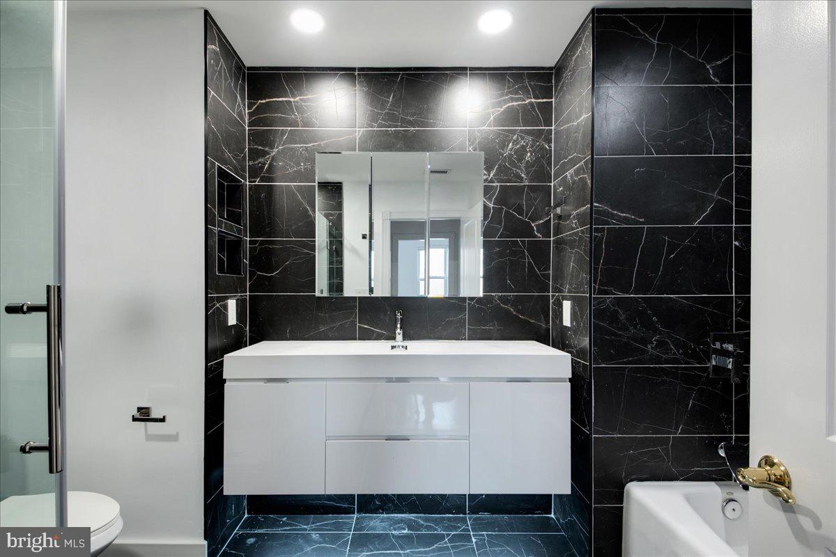 2600 PENNSYLVANIA AVE NW #2D, WASHINGTON, District Of Columbia 20037, 2 Bedrooms Bedrooms, ,2 BathroomsBathrooms,Residential,For sale,2600 PENNSYLVANIA AVE NW #2D,DCDC2243632 MLS # DCDC2243632