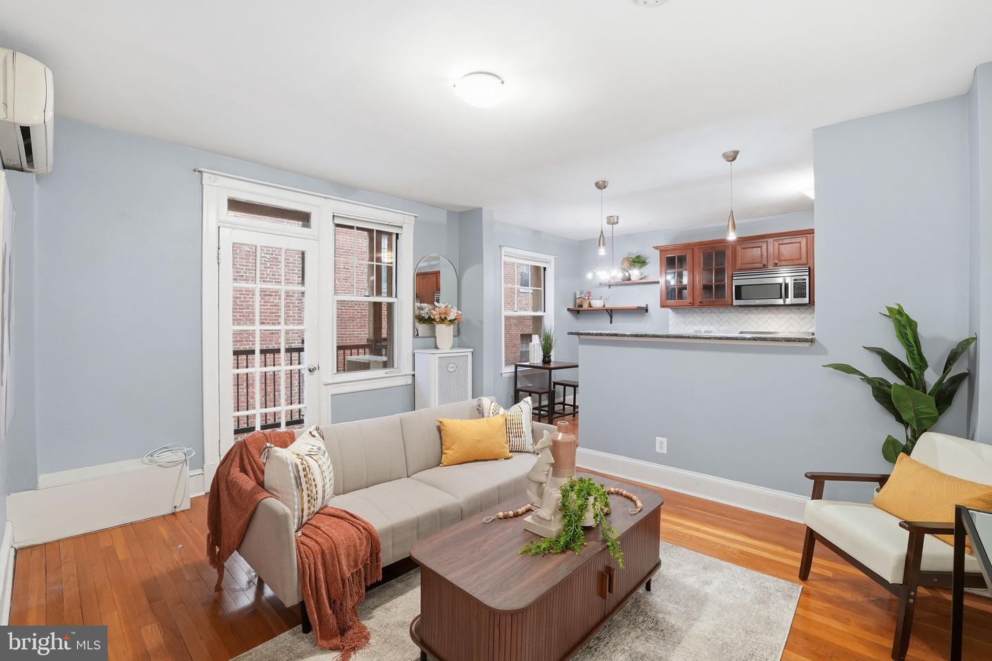 5112 CONNECTICUT AVE NW #204, WASHINGTON, District Of Columbia 20008, 2 Bedrooms Bedrooms, ,1 BathroomBathrooms,Residential,For sale,5112 CONNECTICUT AVE NW #204,DCDC2245192 MLS # DCDC2245192