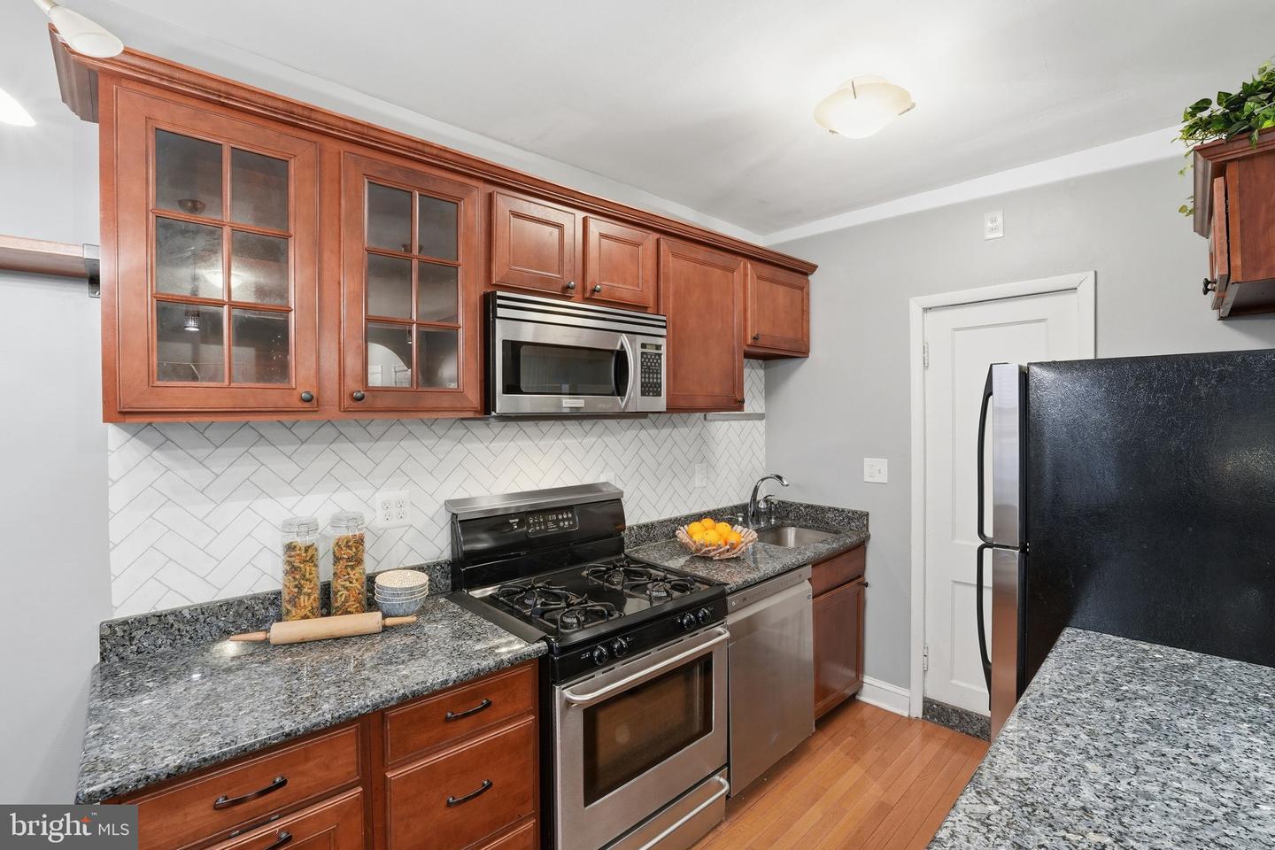 5112 CONNECTICUT AVE NW #204, WASHINGTON, District Of Columbia 20008, 2 Bedrooms Bedrooms, ,1 BathroomBathrooms,Residential,For sale,5112 CONNECTICUT AVE NW #204,DCDC2245192 MLS # DCDC2245192