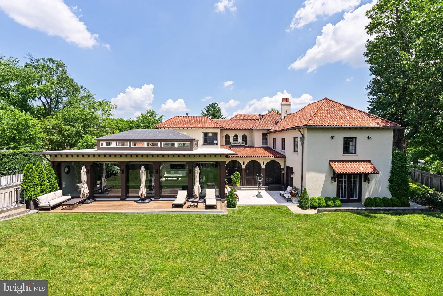 3400 MASSACHUSETTS AVE NW, WASHINGTON, District Of Columbia 20007, 7 Bedrooms Bedrooms, ,9 BathroomsBathrooms,Residential,For sale,3400 MASSACHUSETTS AVE NW,DCDC2246924 MLS # DCDC2246924