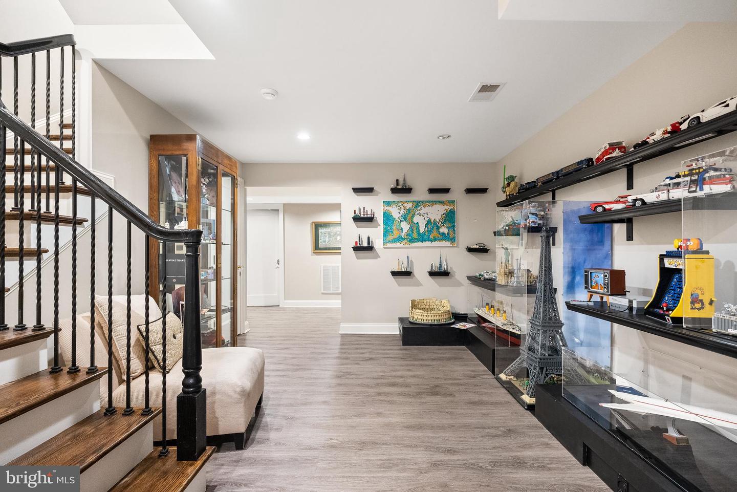 3400 MASSACHUSETTS AVE NW, WASHINGTON, District Of Columbia 20007, 7 Bedrooms Bedrooms, ,9 BathroomsBathrooms,Residential,For sale,3400 MASSACHUSETTS AVE NW,DCDC2246924 MLS # DCDC2246924