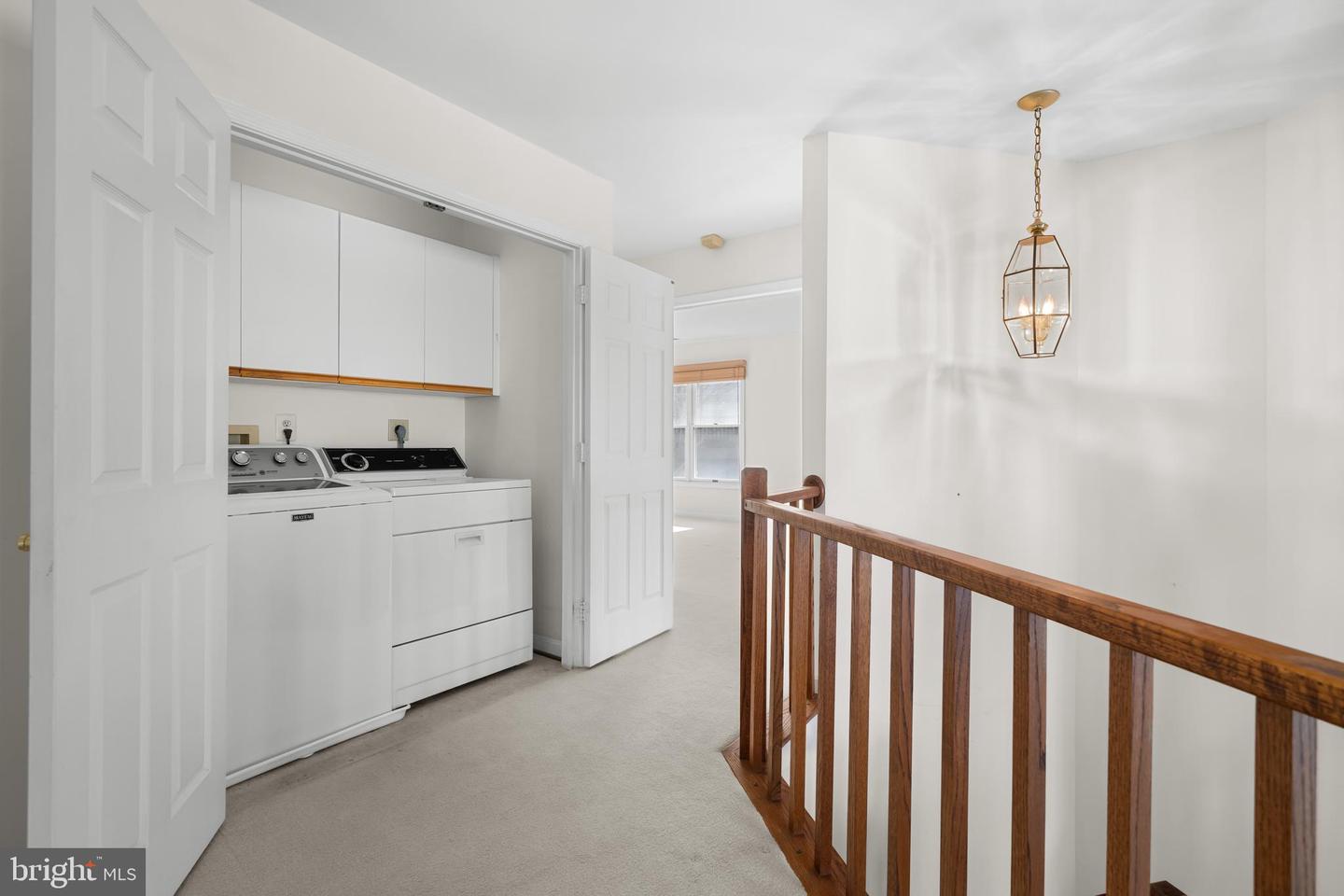 3402 WALNUT HILL CT, FALLS CHURCH, Virginia 22042, 3 Bedrooms Bedrooms, 10 Rooms Rooms,4 BathroomsBathrooms,Residential,For sale,3402 WALNUT HILL CT,VAFX2292254 MLS # VAFX2292254