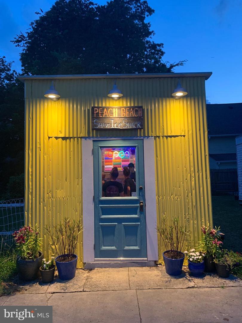 340 RANDOLPH AVE, CAPE CHARLES, Virginia 23310, 4 Bedrooms Bedrooms, 11 Rooms Rooms,2 BathroomsBathrooms,Residential,For sale,340 RANDOLPH AVE,VANH2000098 MLS # VANH2000098 340 RANDOLPH AVE, CAPE CHARLES, Virginia 23310, 4 Bedrooms Bedrooms, 11 Rooms Rooms,2 BathroomsBathrooms,Residential,For sale,340 RANDOLPH AVE,VANH2000098 MLS # VANH2000098